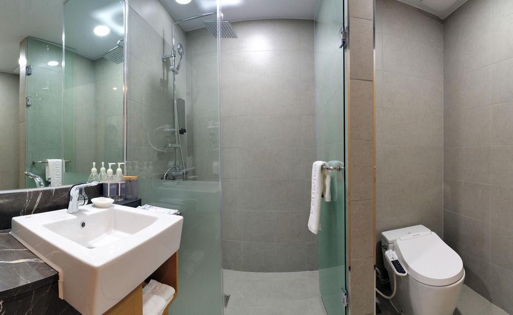 ON City Hotel