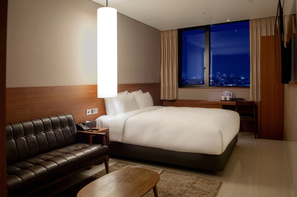 Top Cloud Hotel