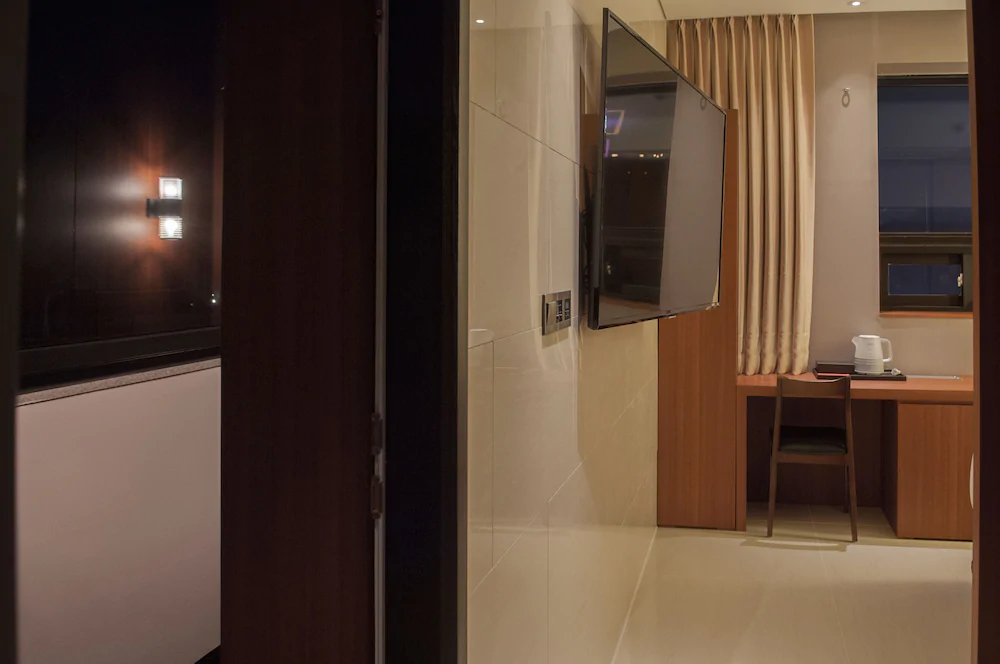 Top Cloud Hotel