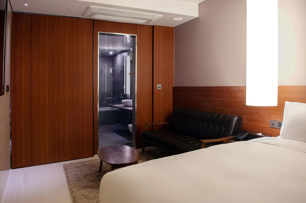 Top Cloud Hotel
