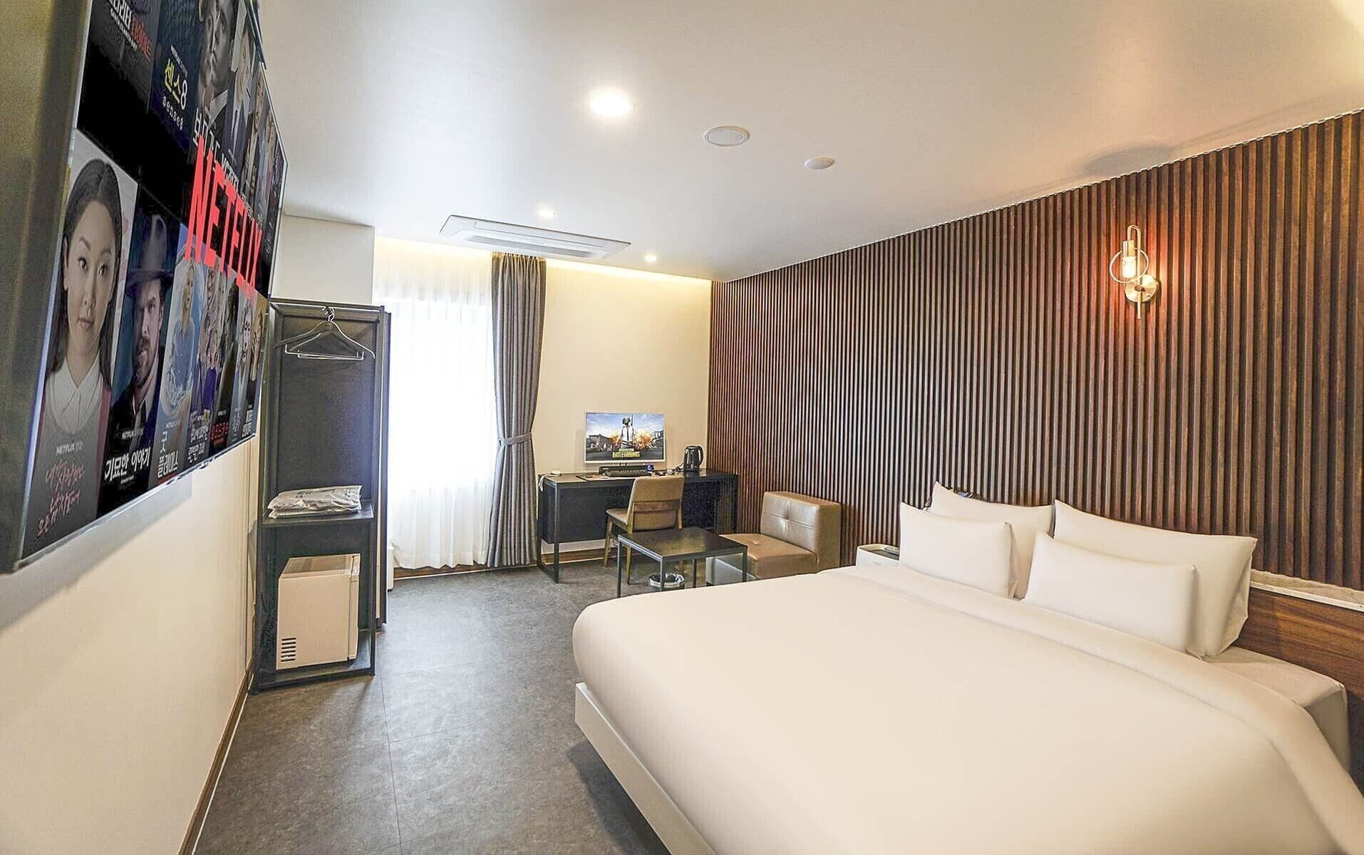 Wall Hotel Cheonan Cheongsu