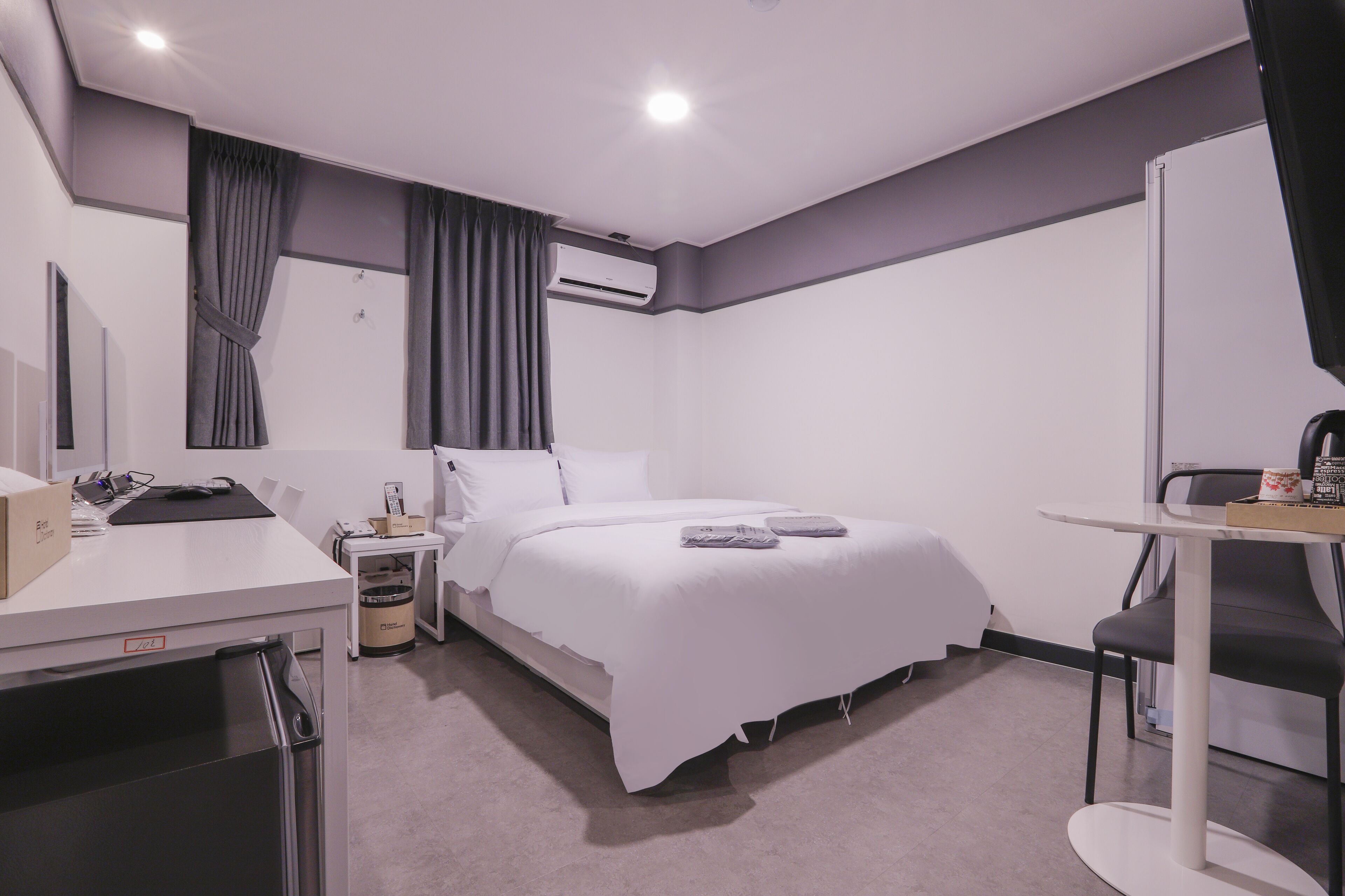 Cheongju Hotel Dictionary