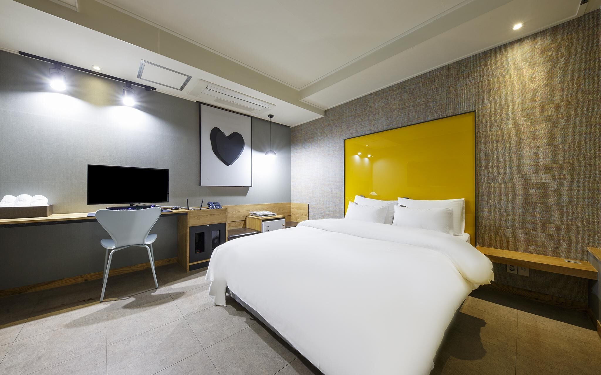 Cheongju Hotel Persona