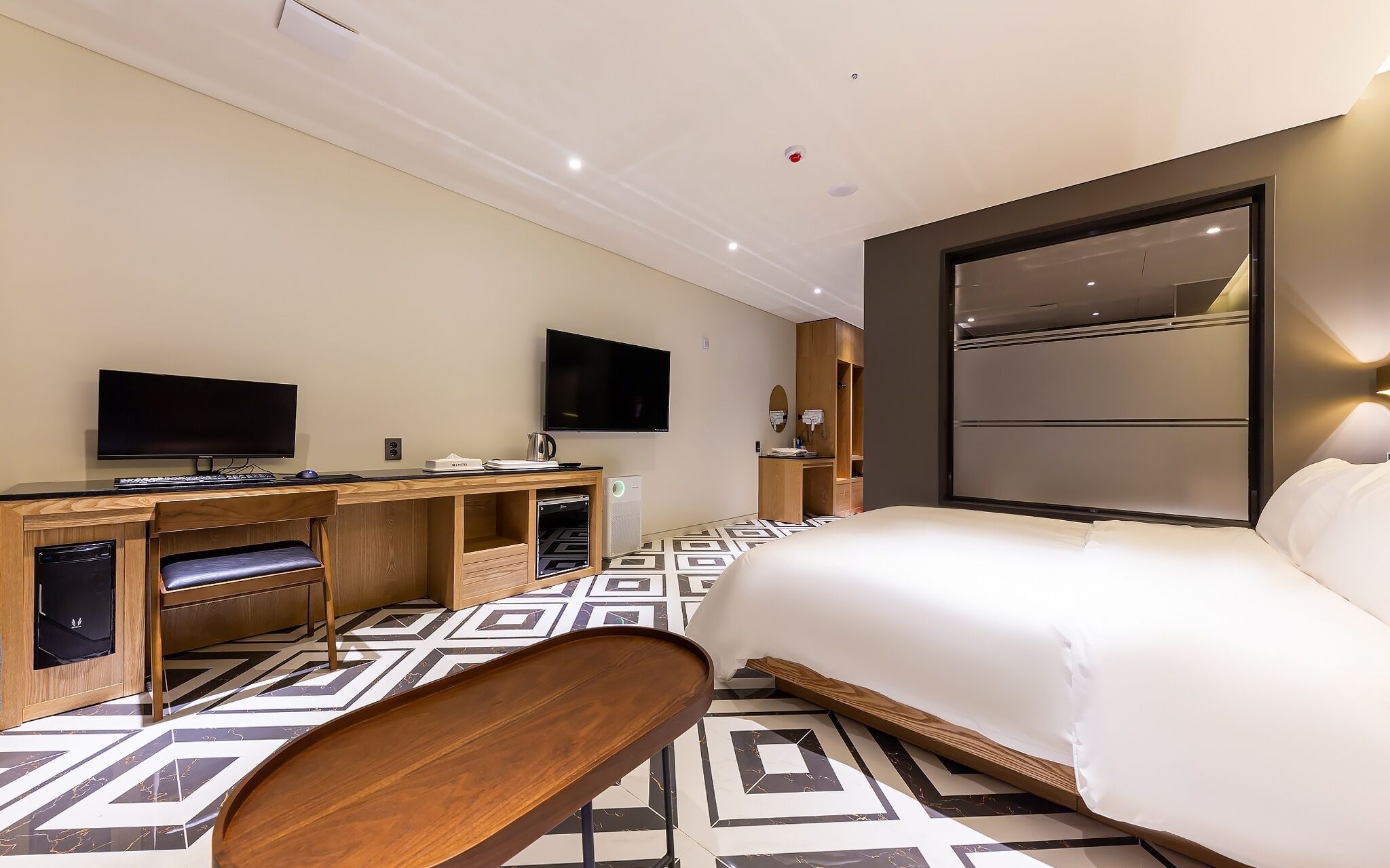 Cheongju J Hotel