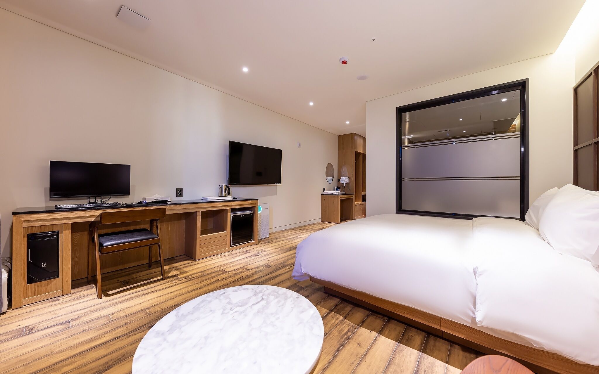 Cheongju J Hotel