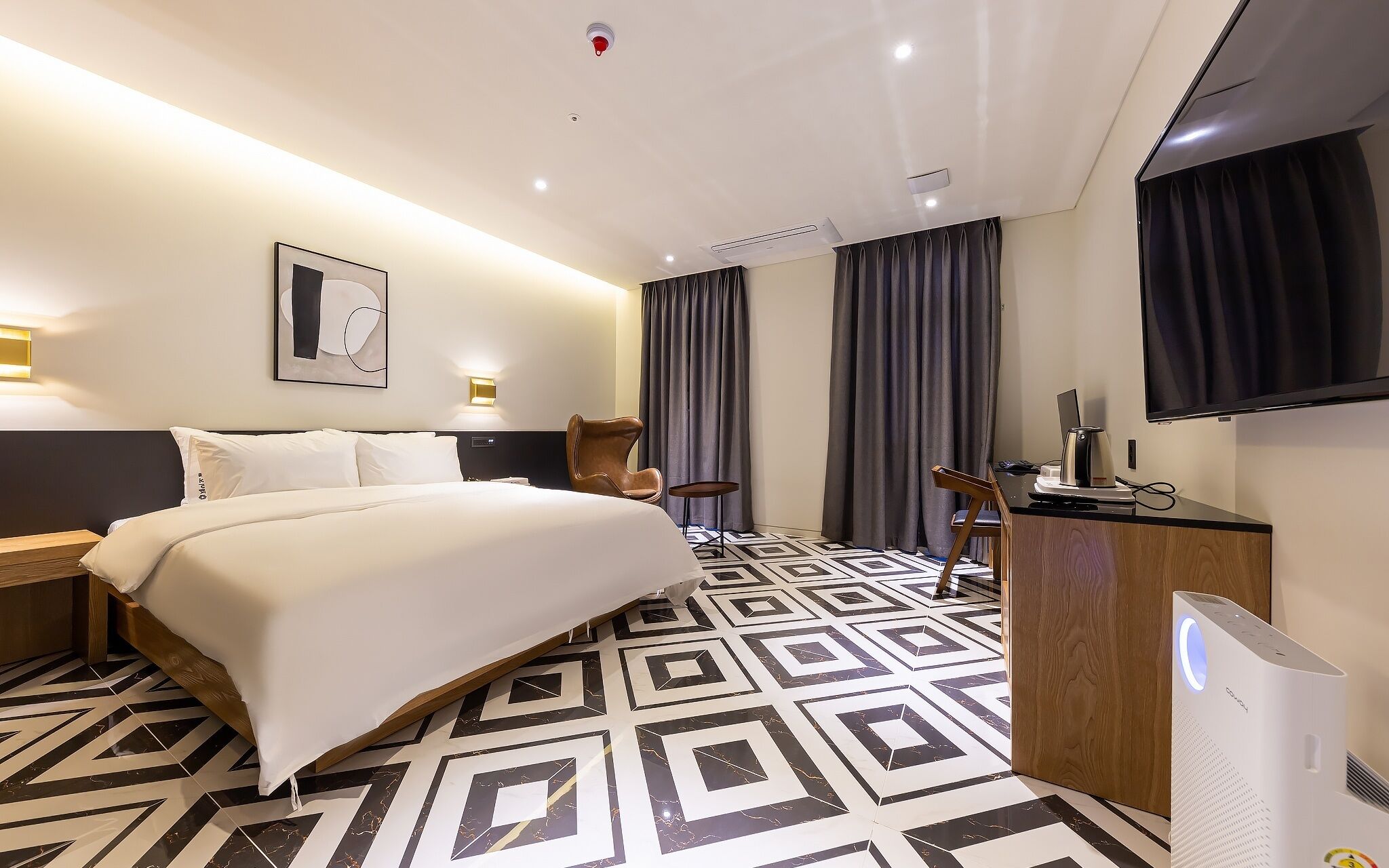 Cheongju J Hotel