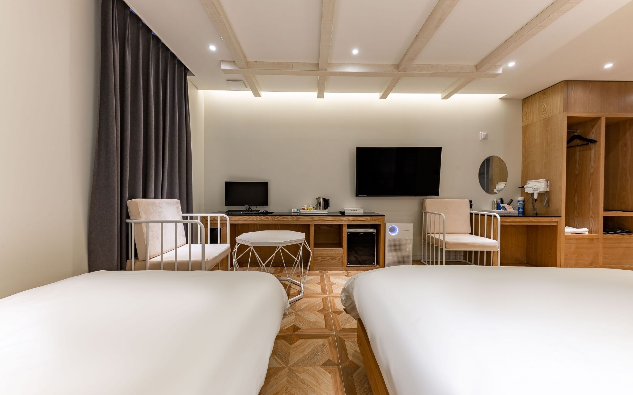 Cheongju J Hotel