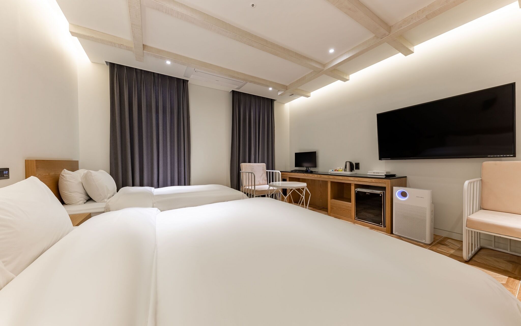 Cheongju J Hotel