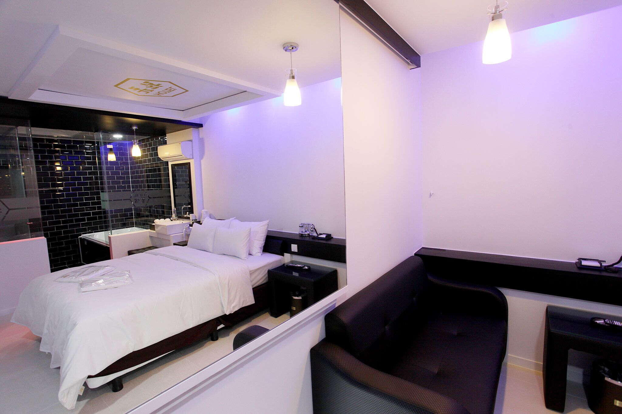 Cheongju Kkuljam PC Hotel