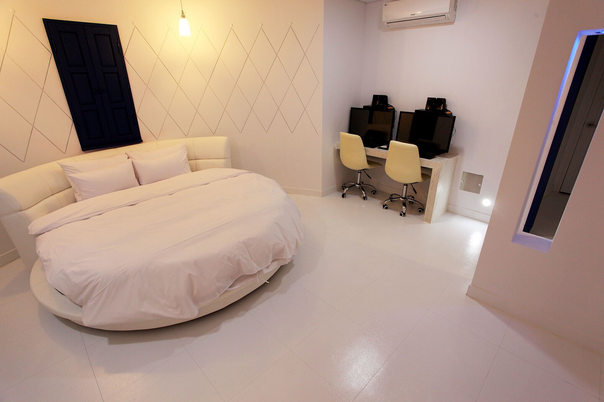 Cheongju Kkuljam PC Hotel