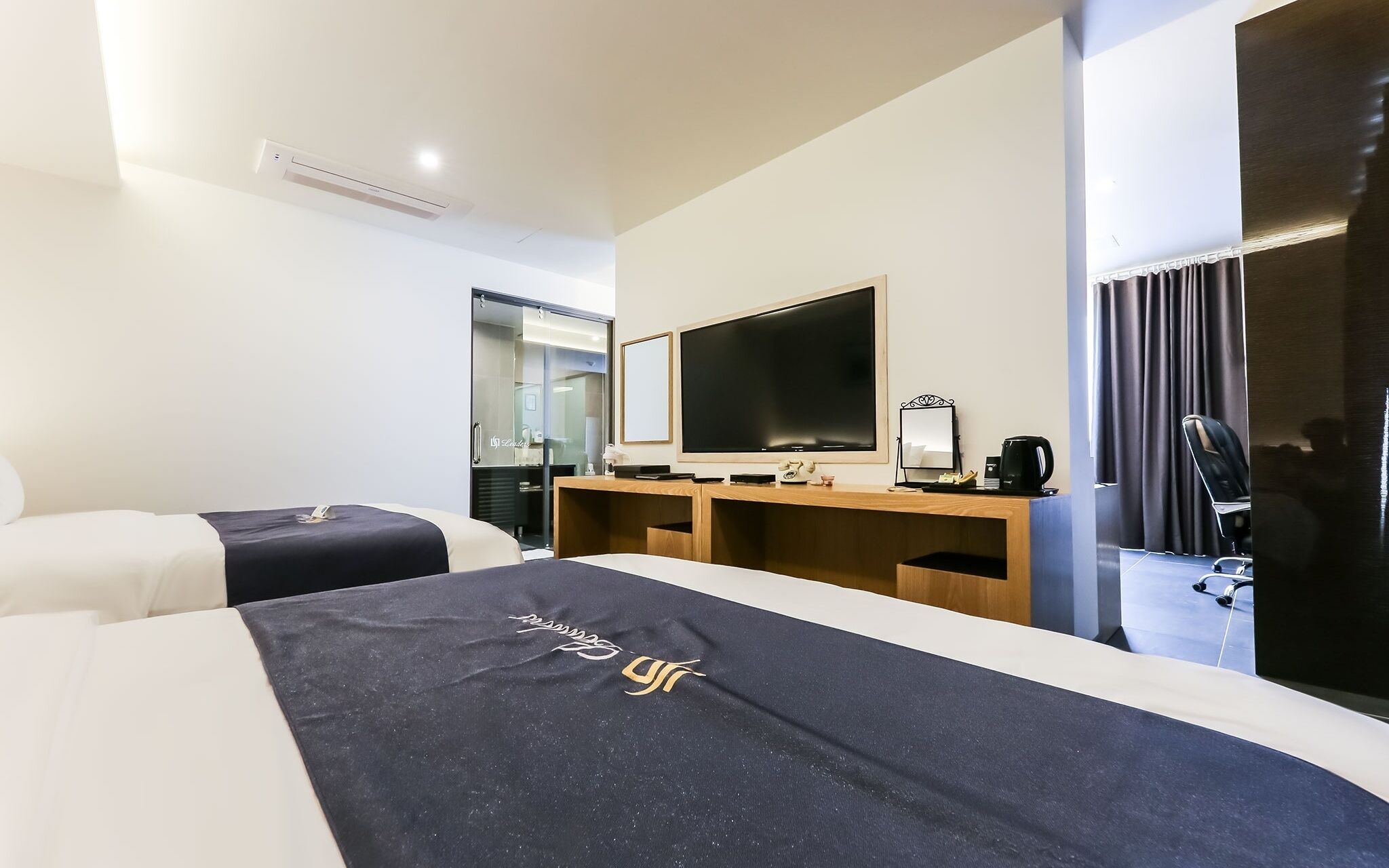 Cheongju Leaders Hotel