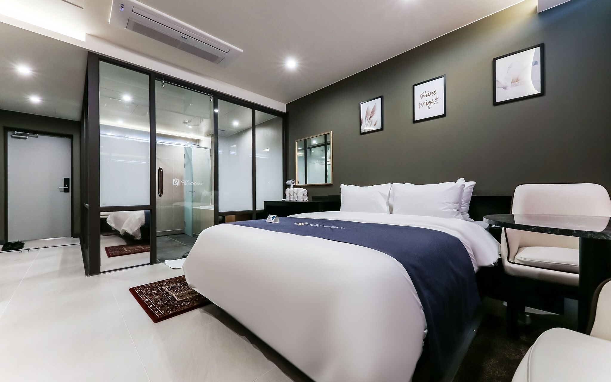 Cheongju Leaders Hotel