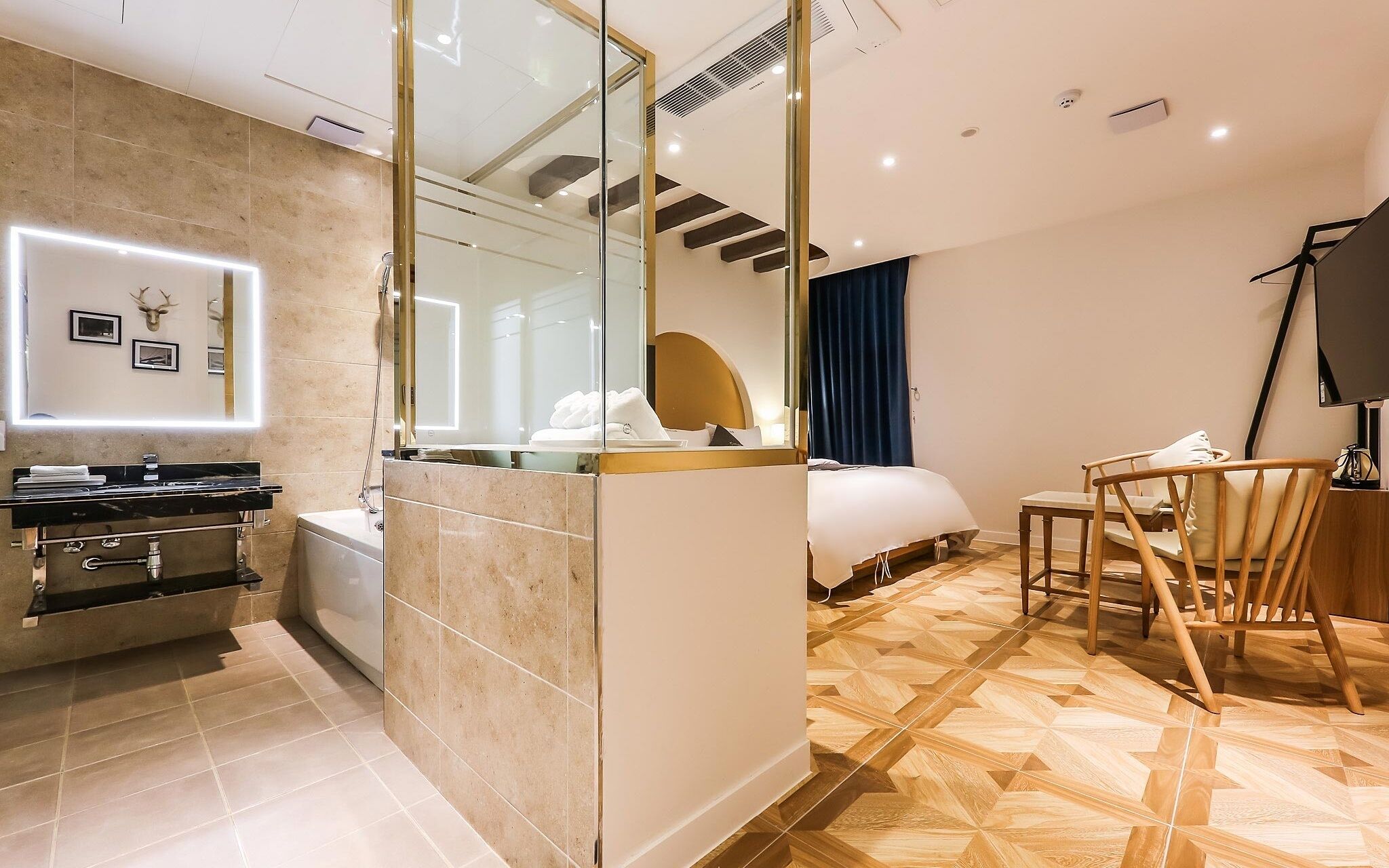 Cheongju The King Hotel