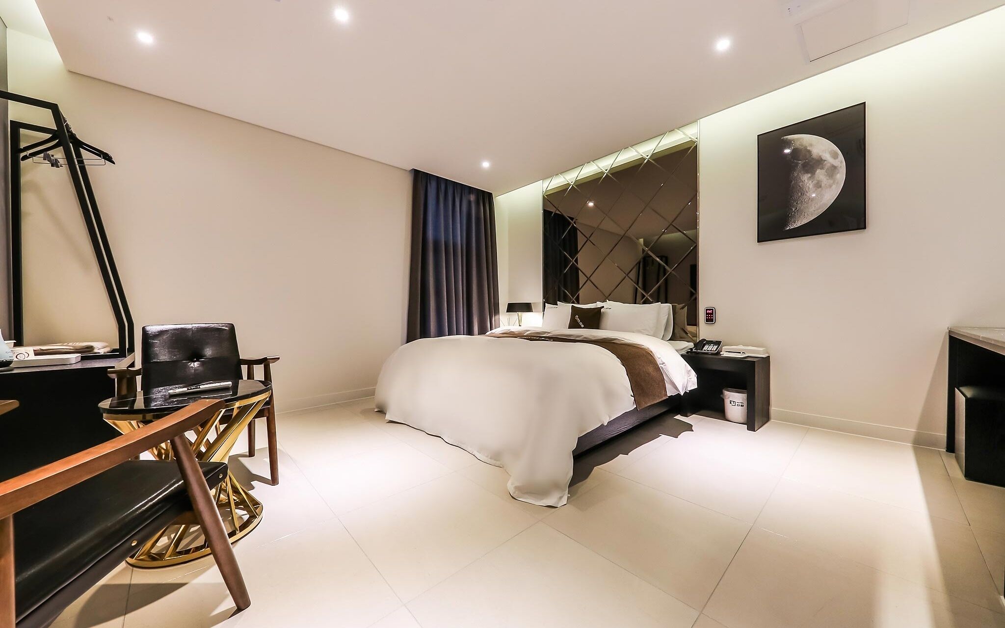 Cheongju The King Hotel