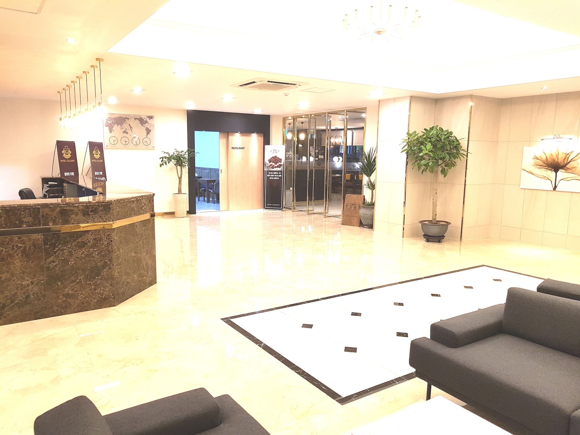 Hotel Gallery