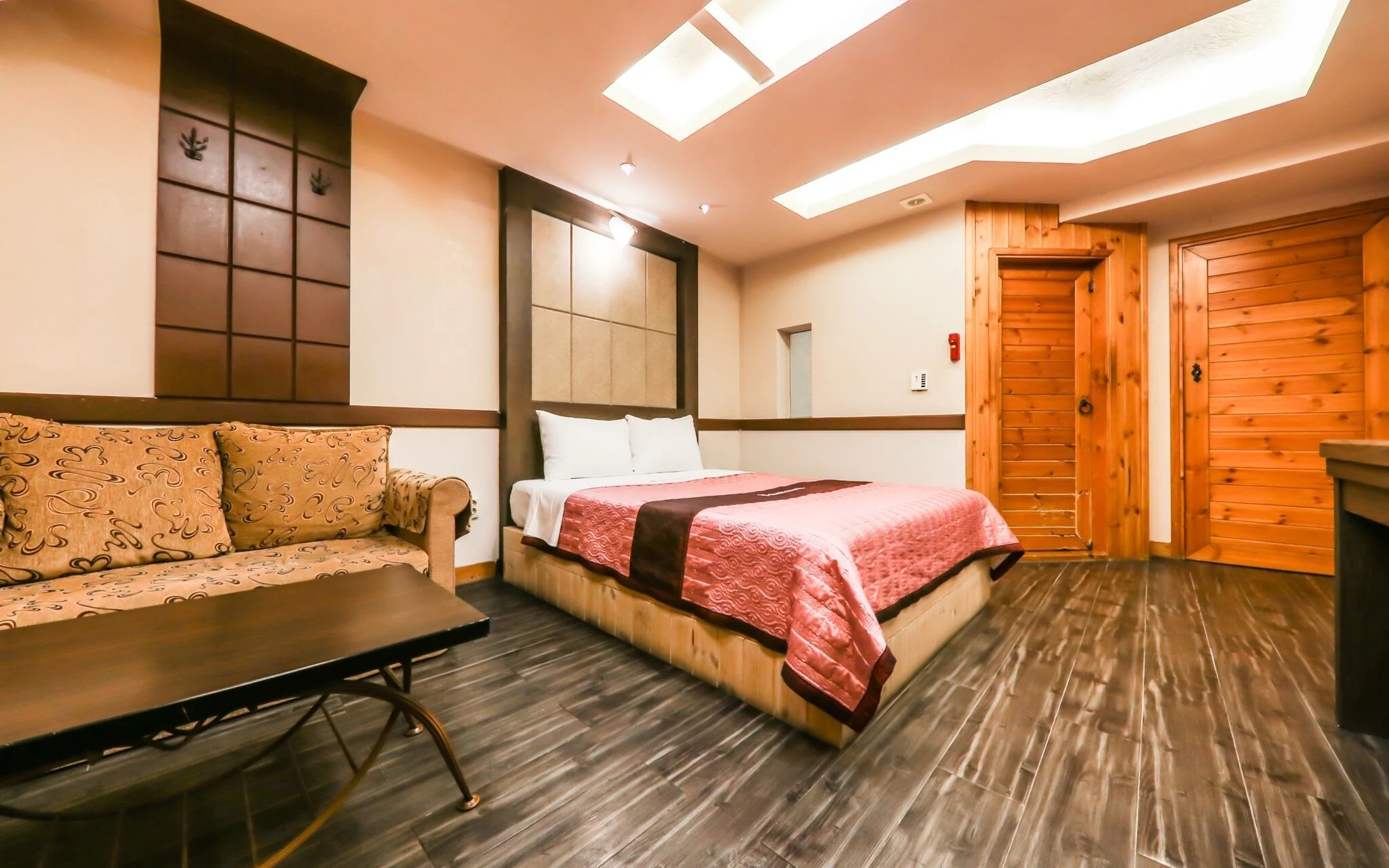 Hotel With Stay Cheong Ju