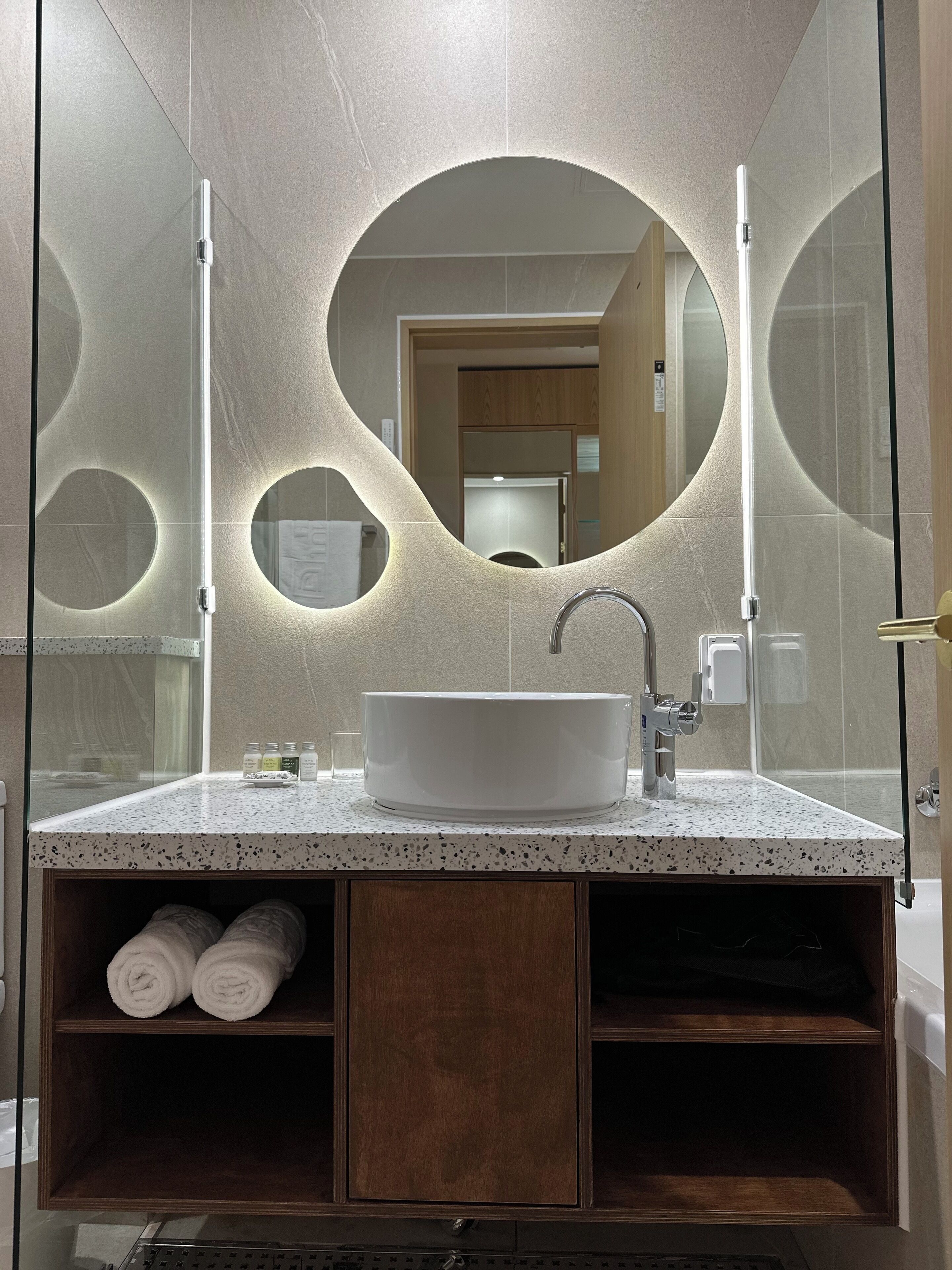 Jung Gam Hotel