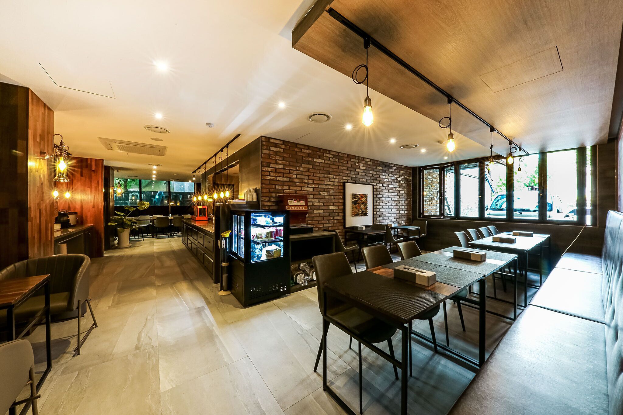 Mary Jane Hotel