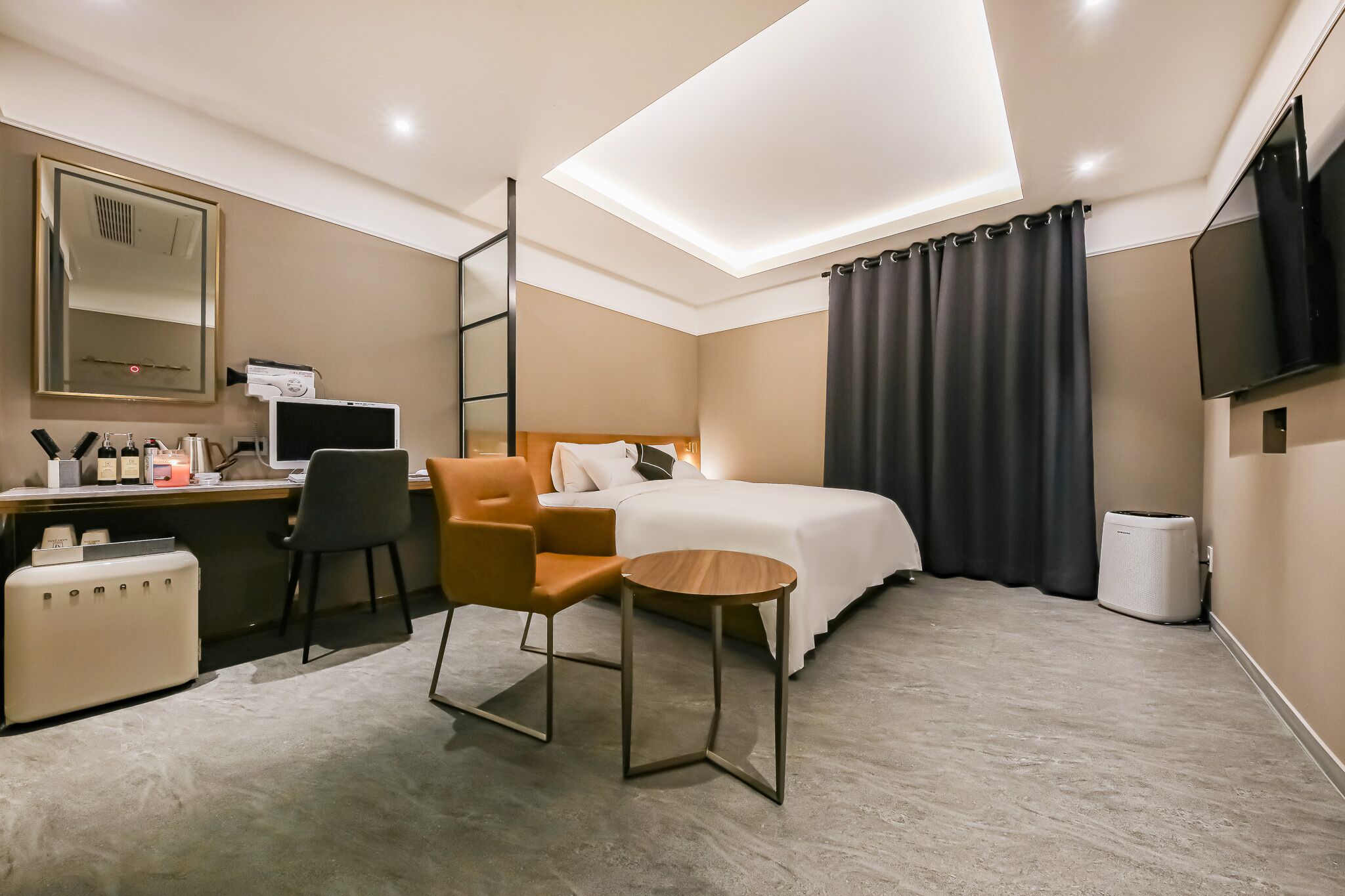 Mary Jane Hotel