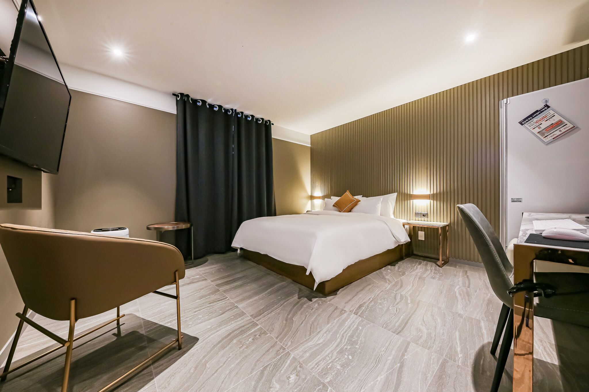 Mary Jane Hotel