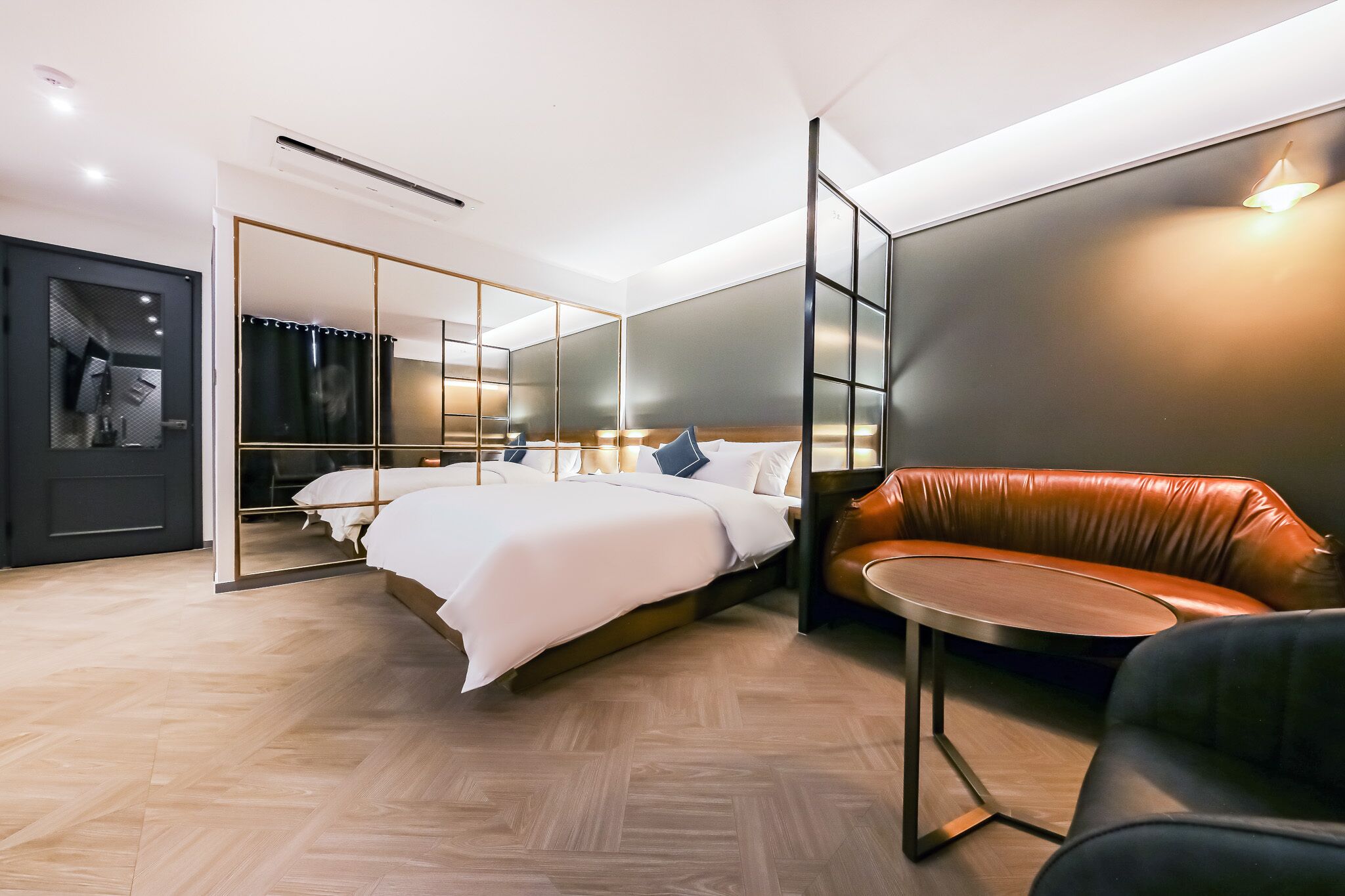 Mary Jane Hotel