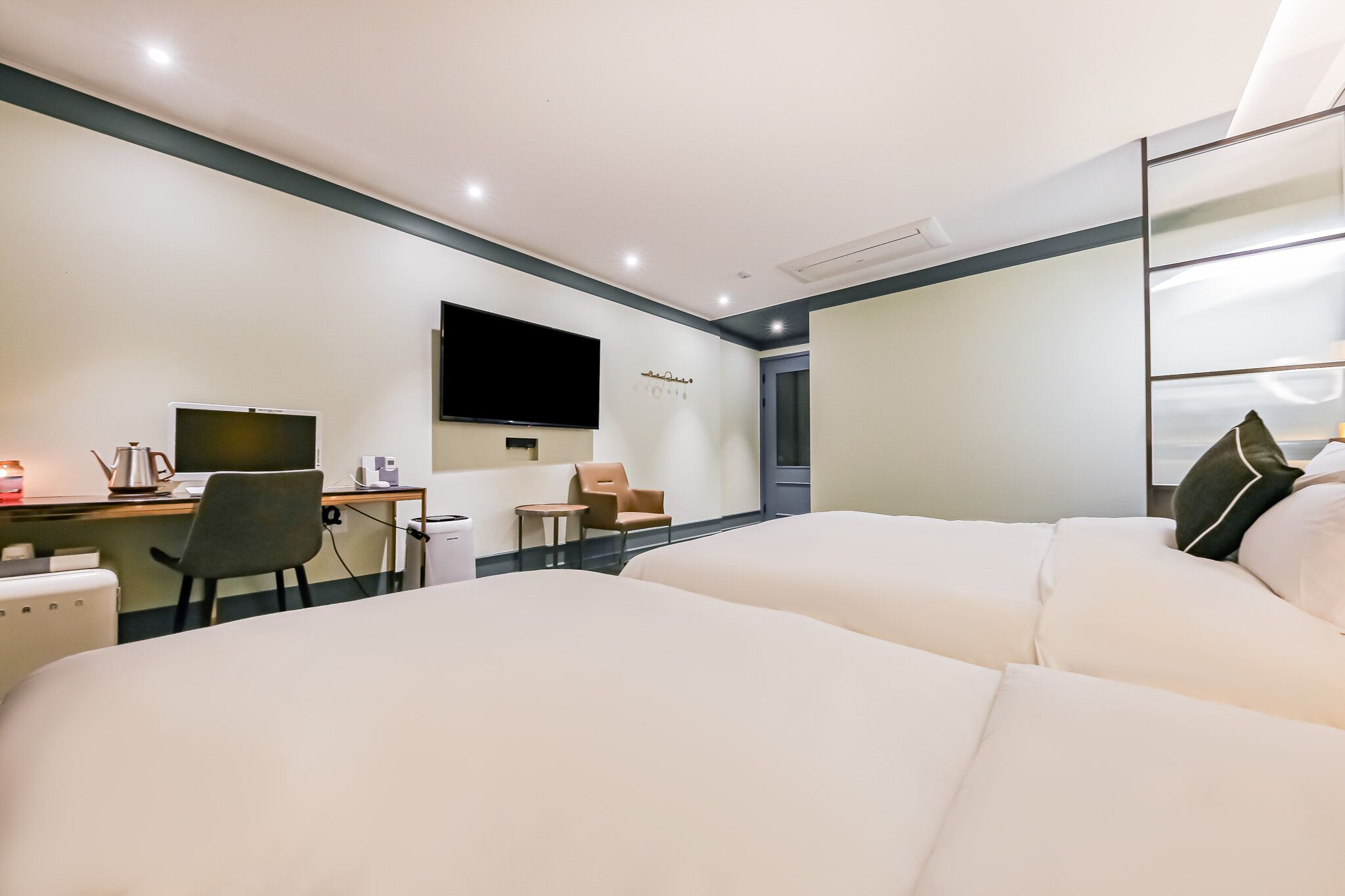 Mary Jane Hotel