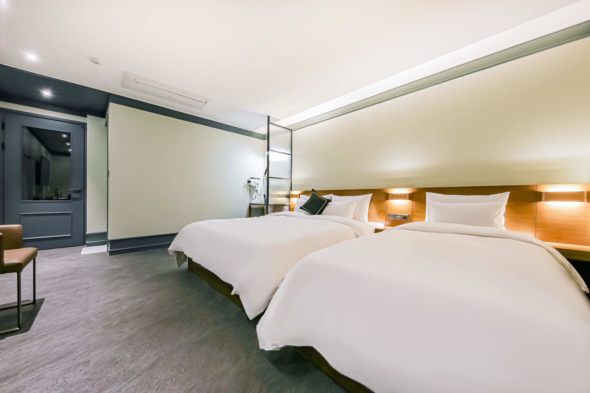 Mary Jane Hotel