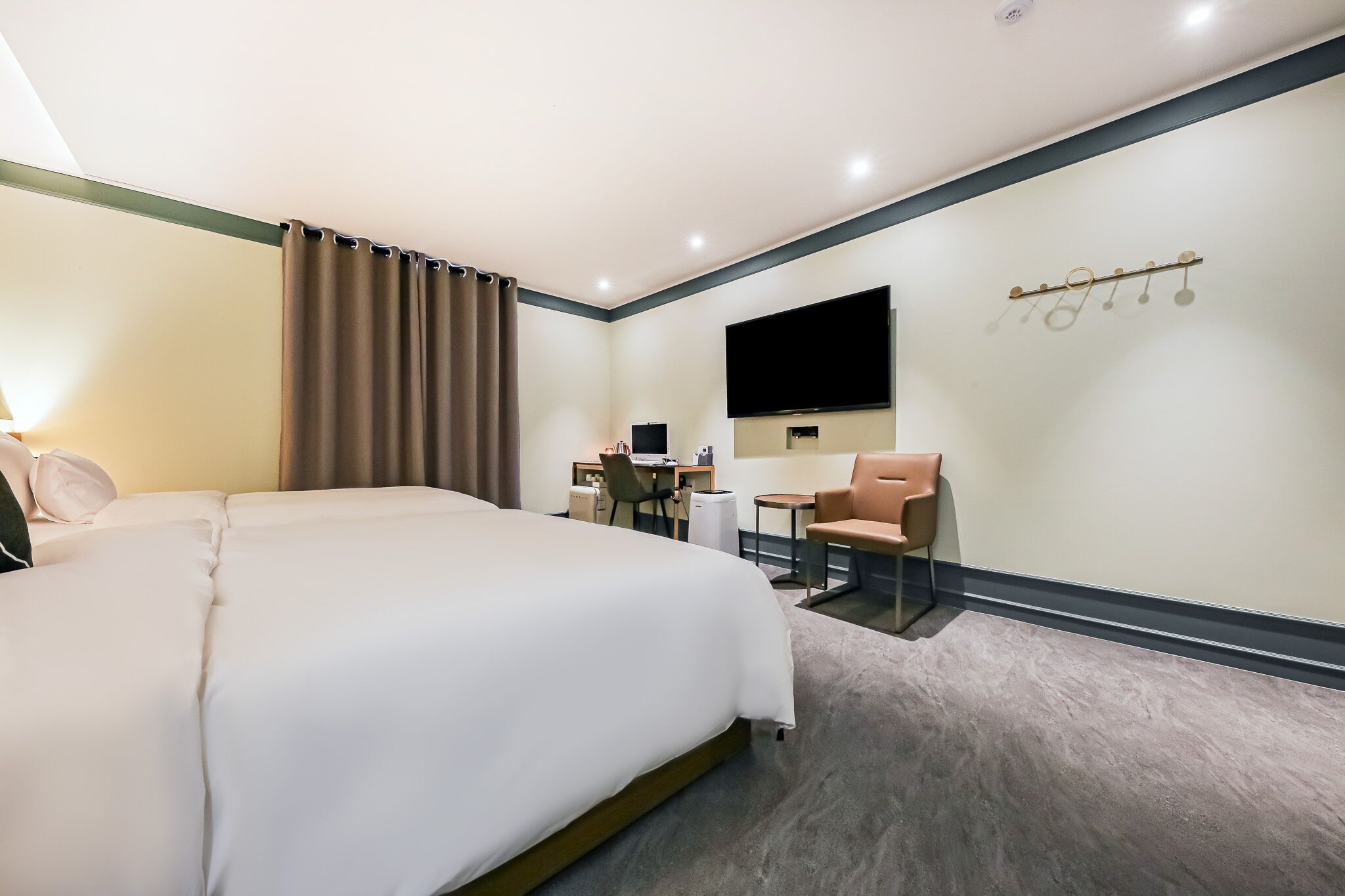 Mary Jane Hotel