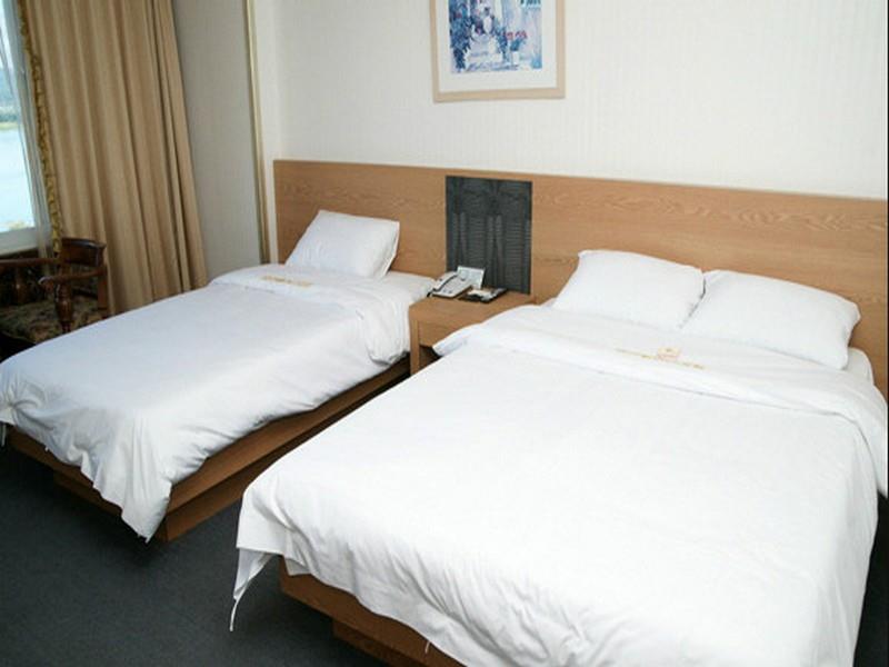 Chuncheon Bears Hotel