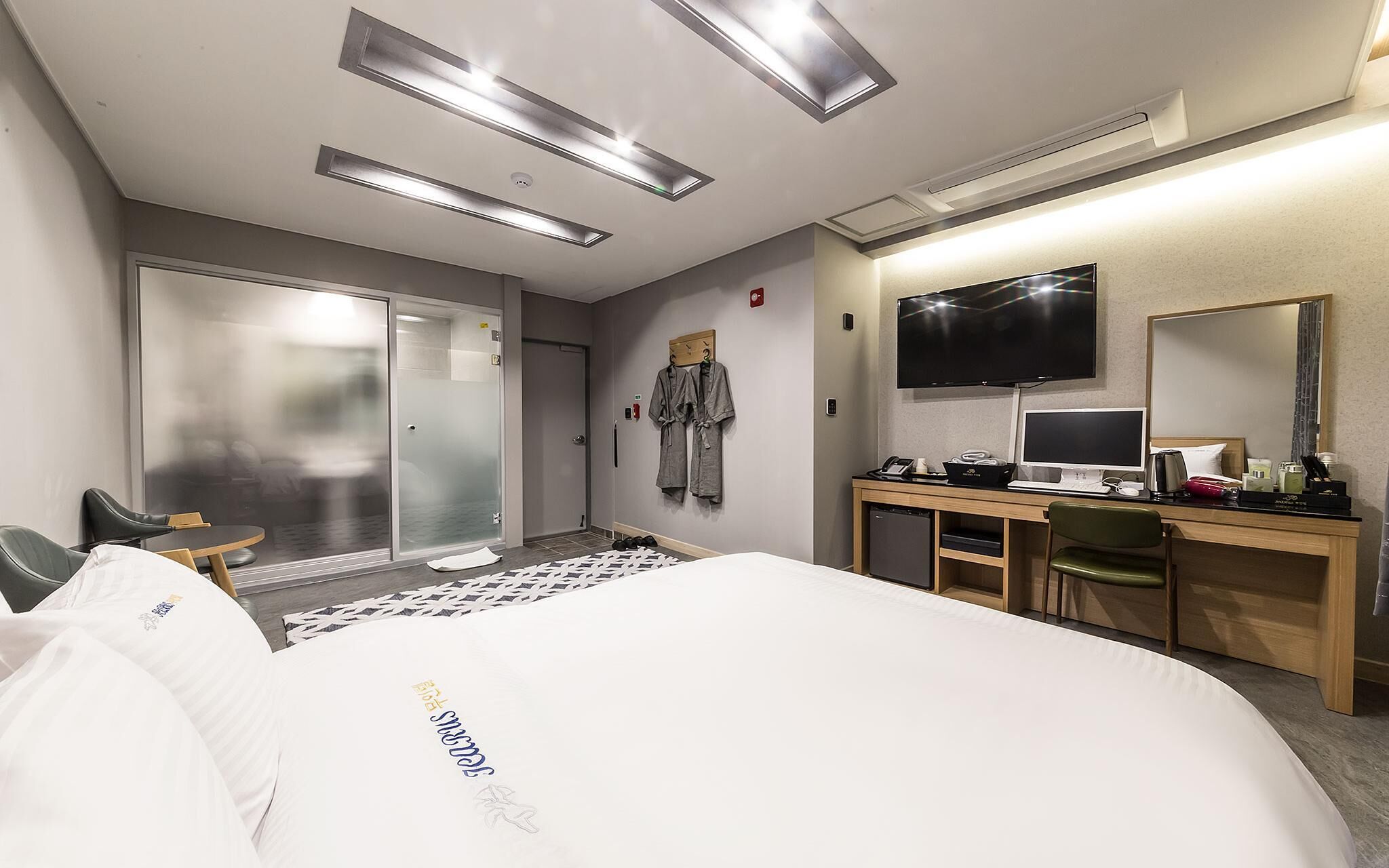 Chuncheon Bomnae Motel