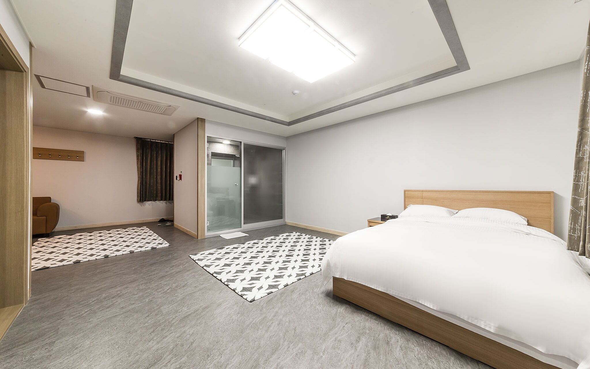 Chuncheon Bomnae Motel