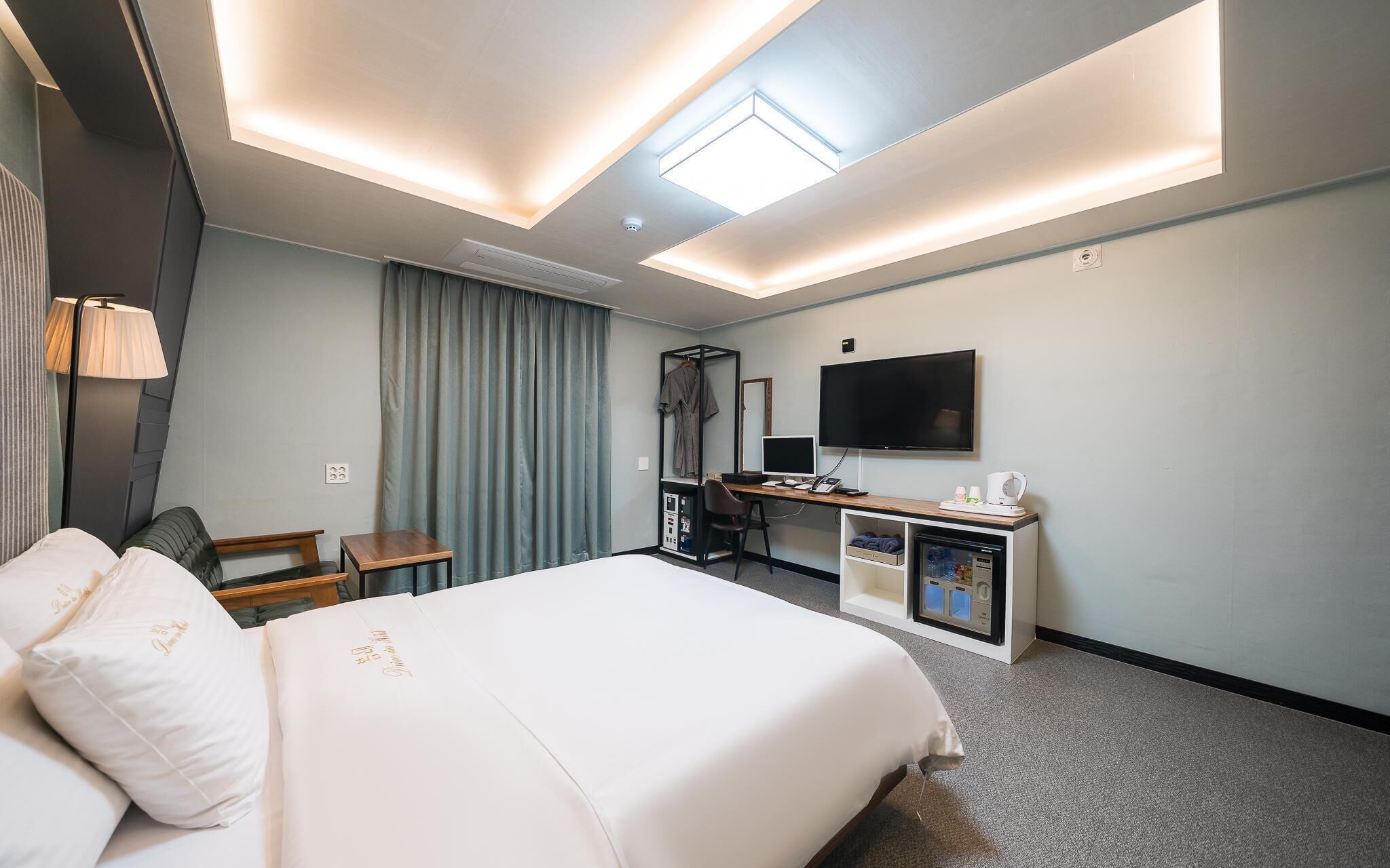 Chuncheon Bomnae Motel