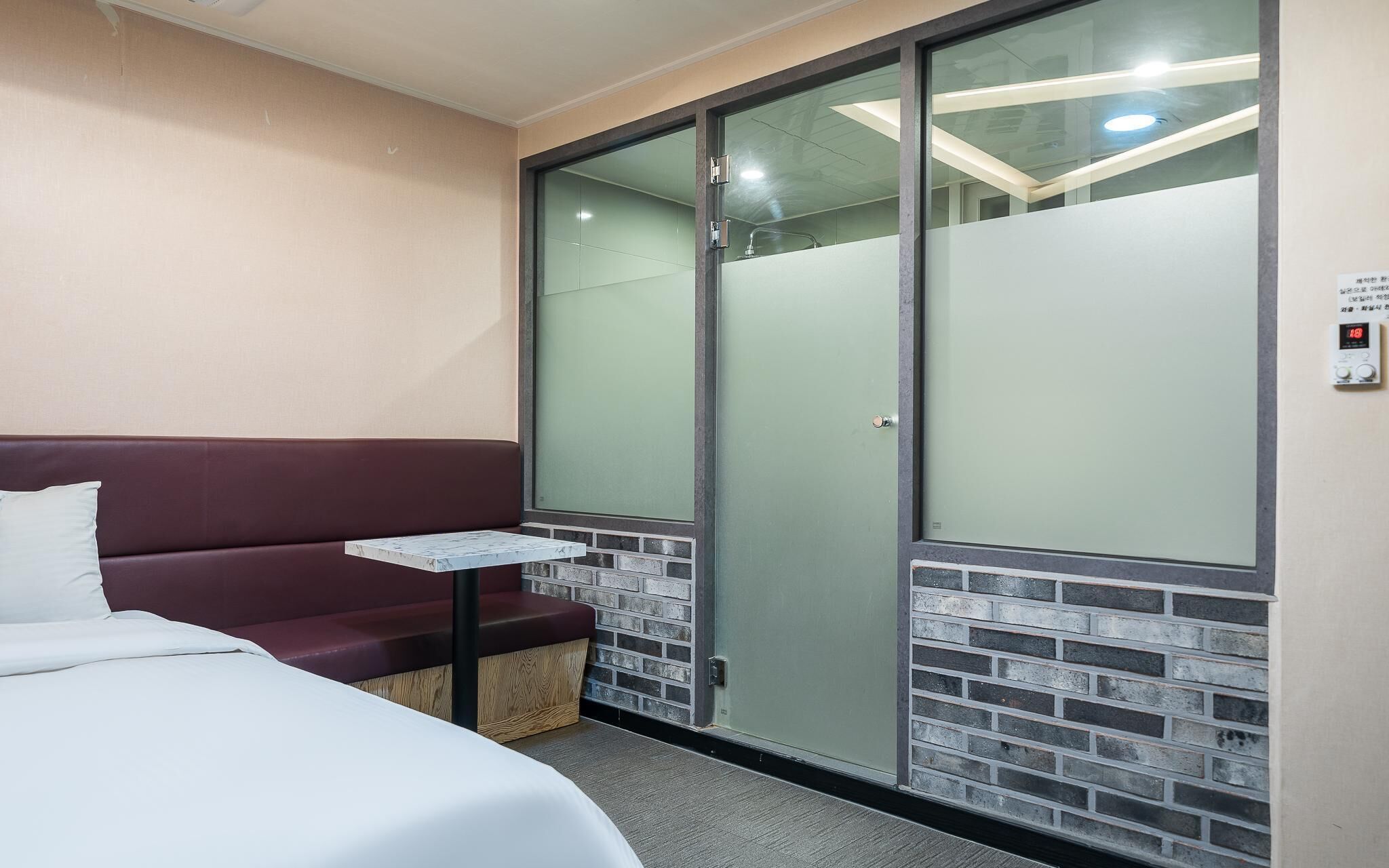 Chuncheon Bomnae Motel