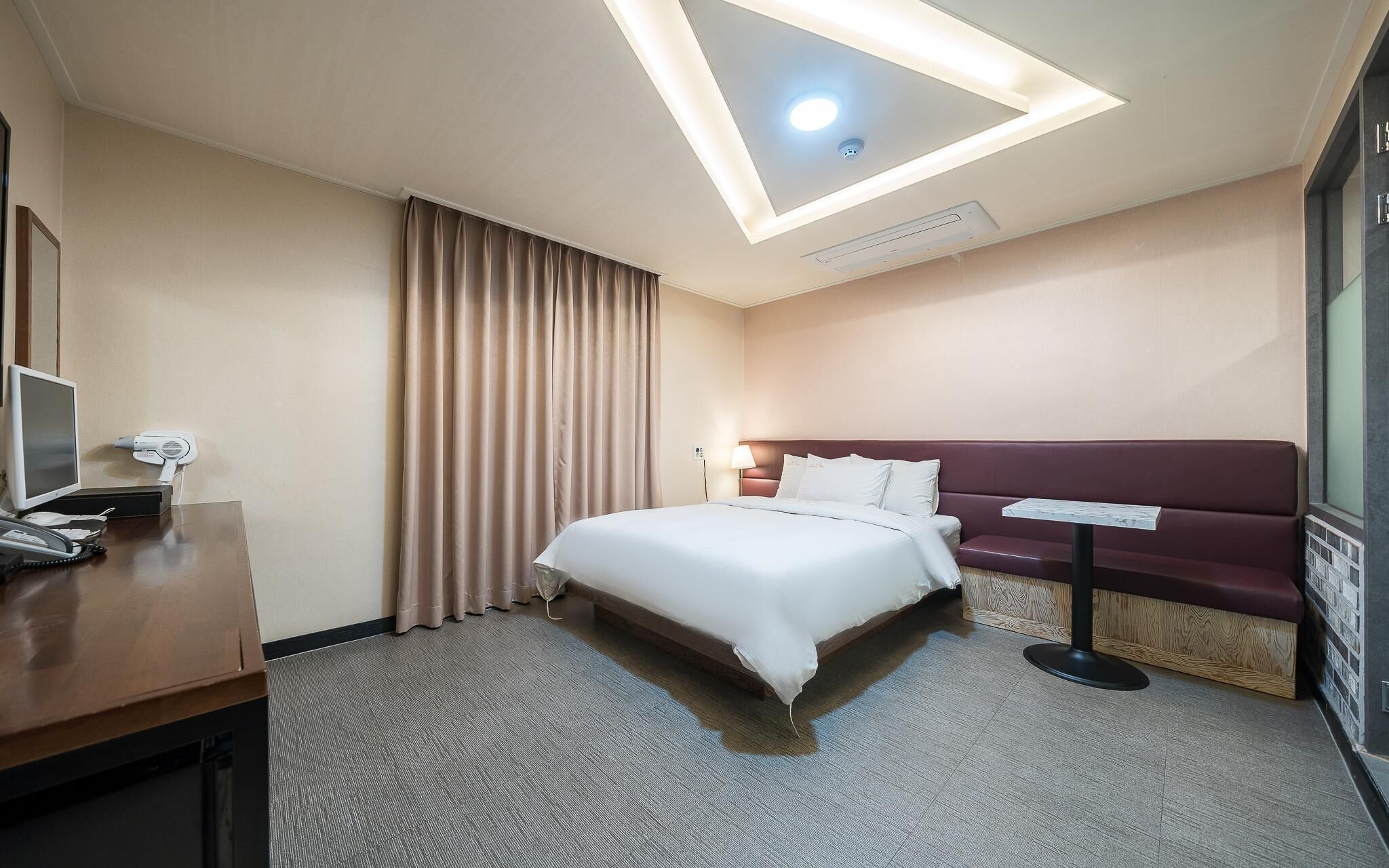 Chuncheon Bomnae Motel