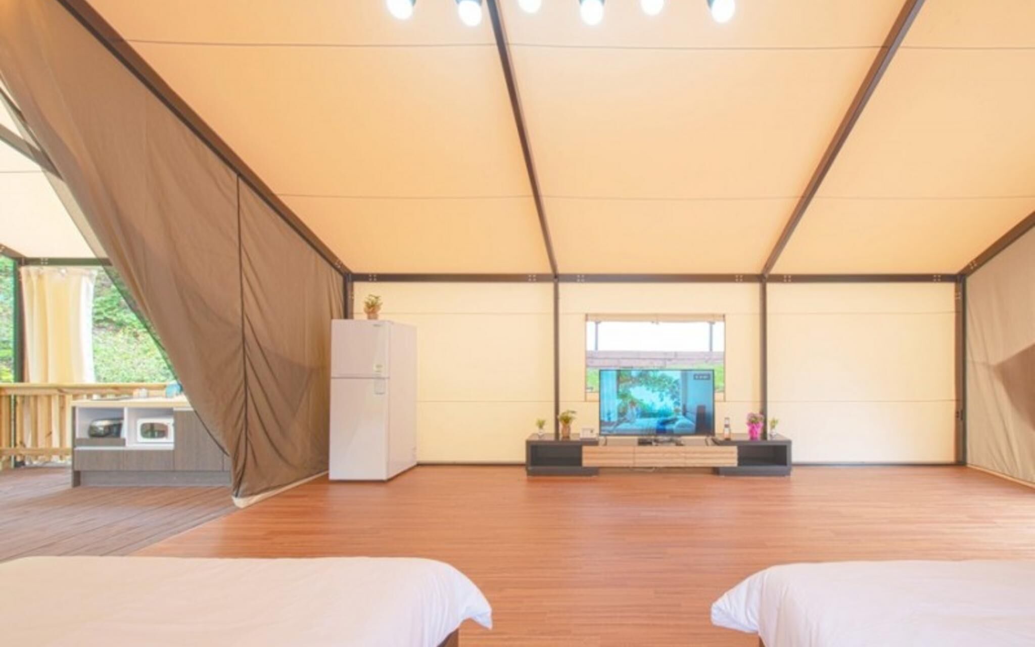 Chuncheon Buzz Glamping Pension