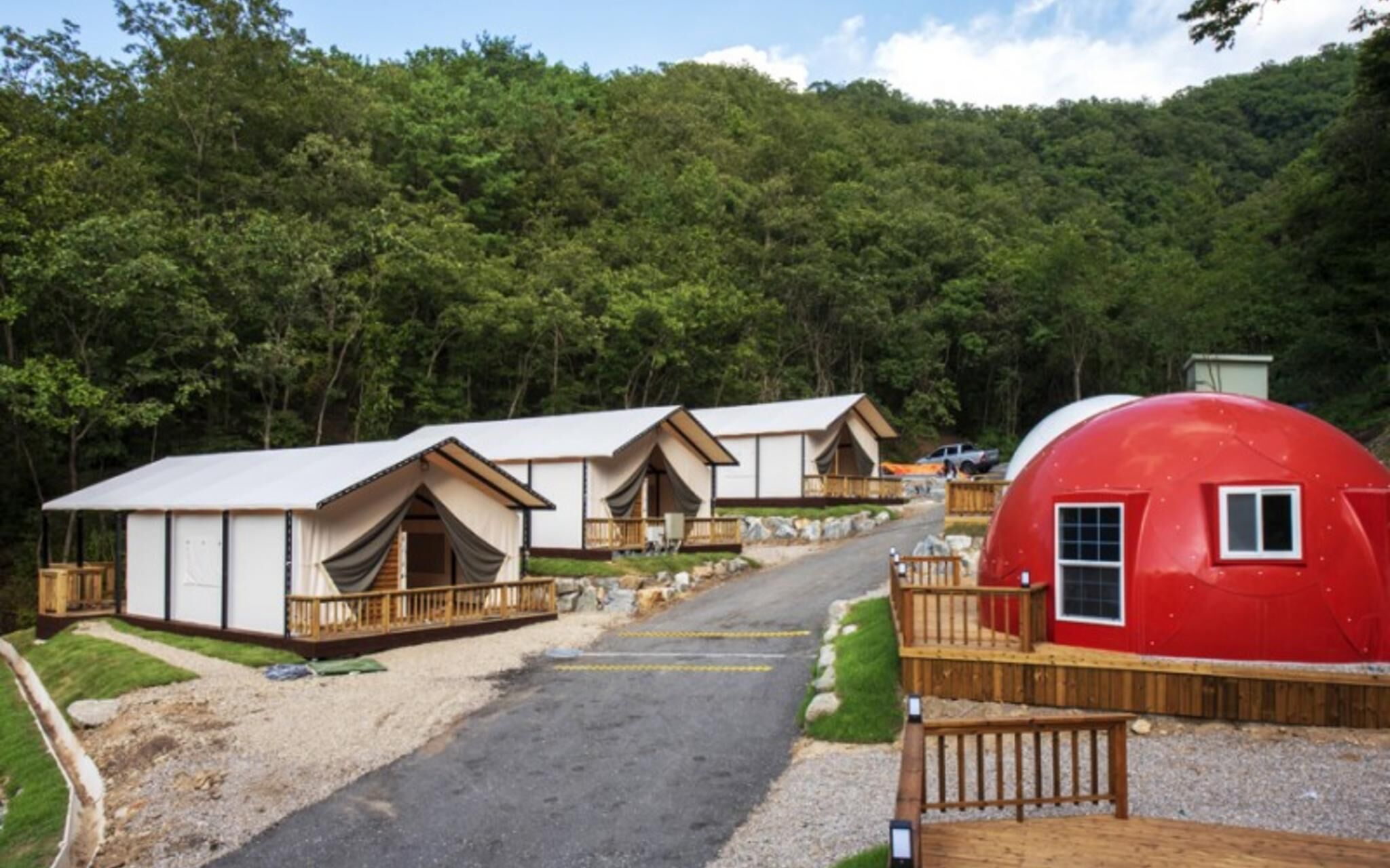 Chuncheon Buzz Glamping Pension