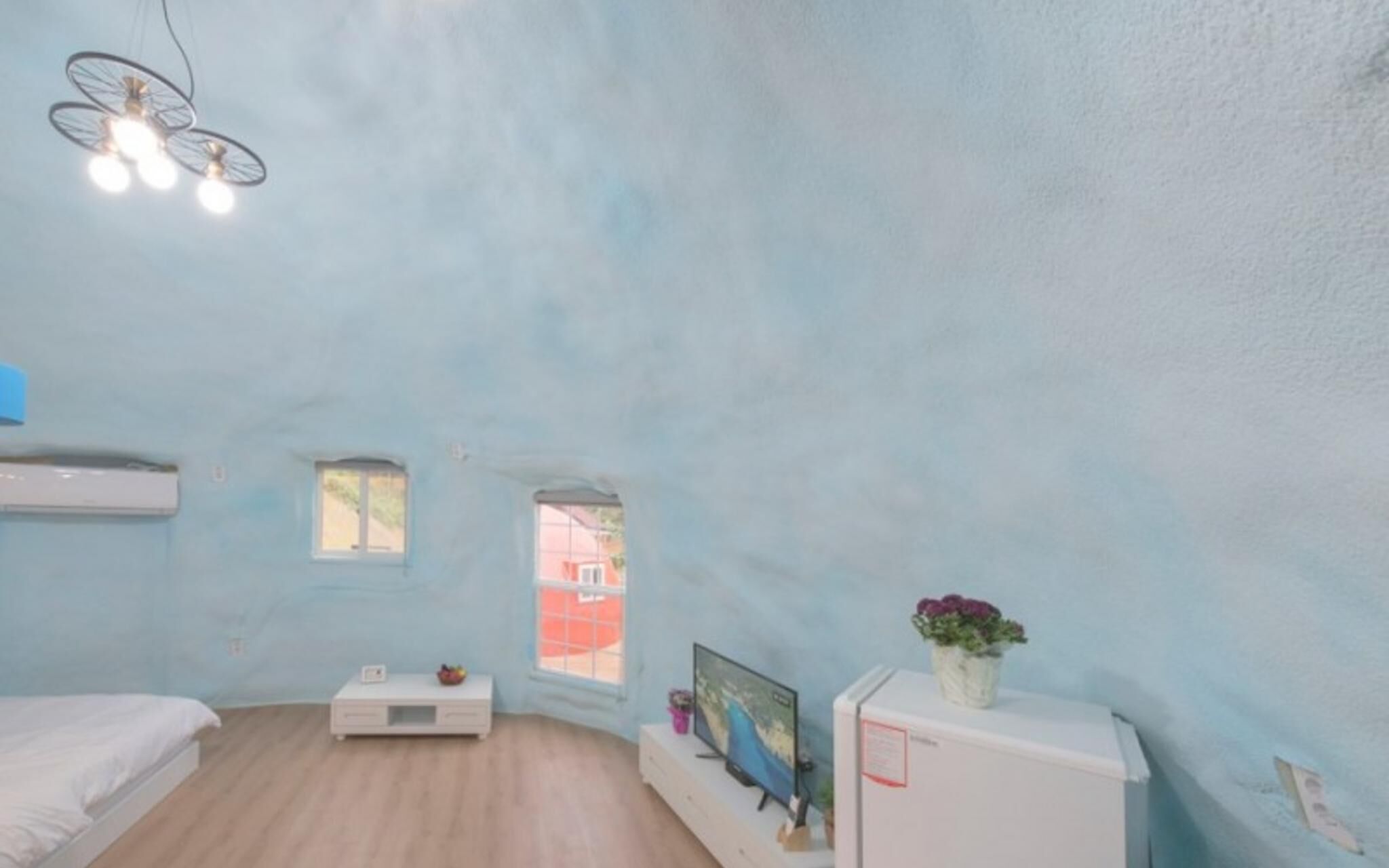 Chuncheon Buzz Glamping Pension