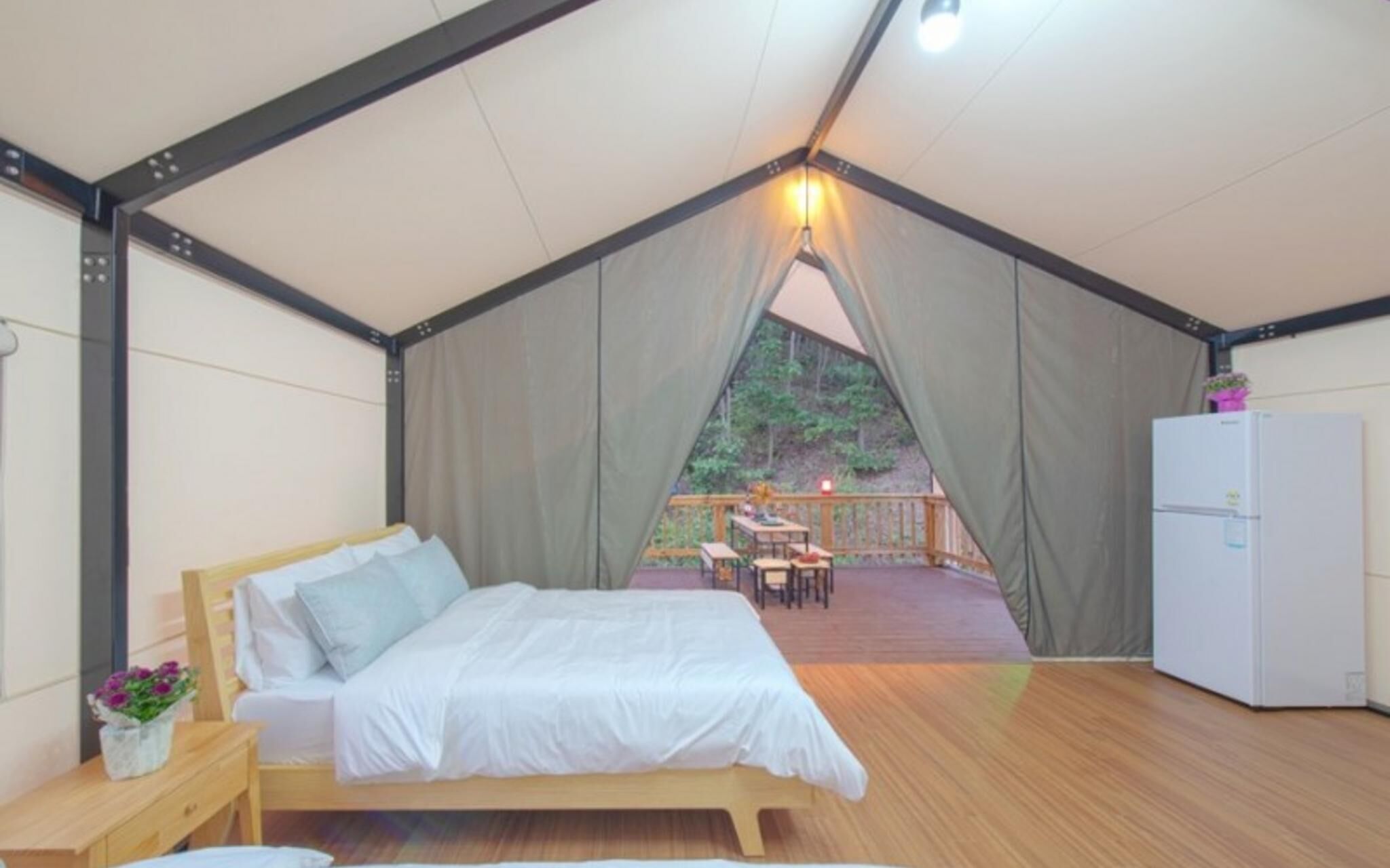 Chuncheon Buzz Glamping Pension