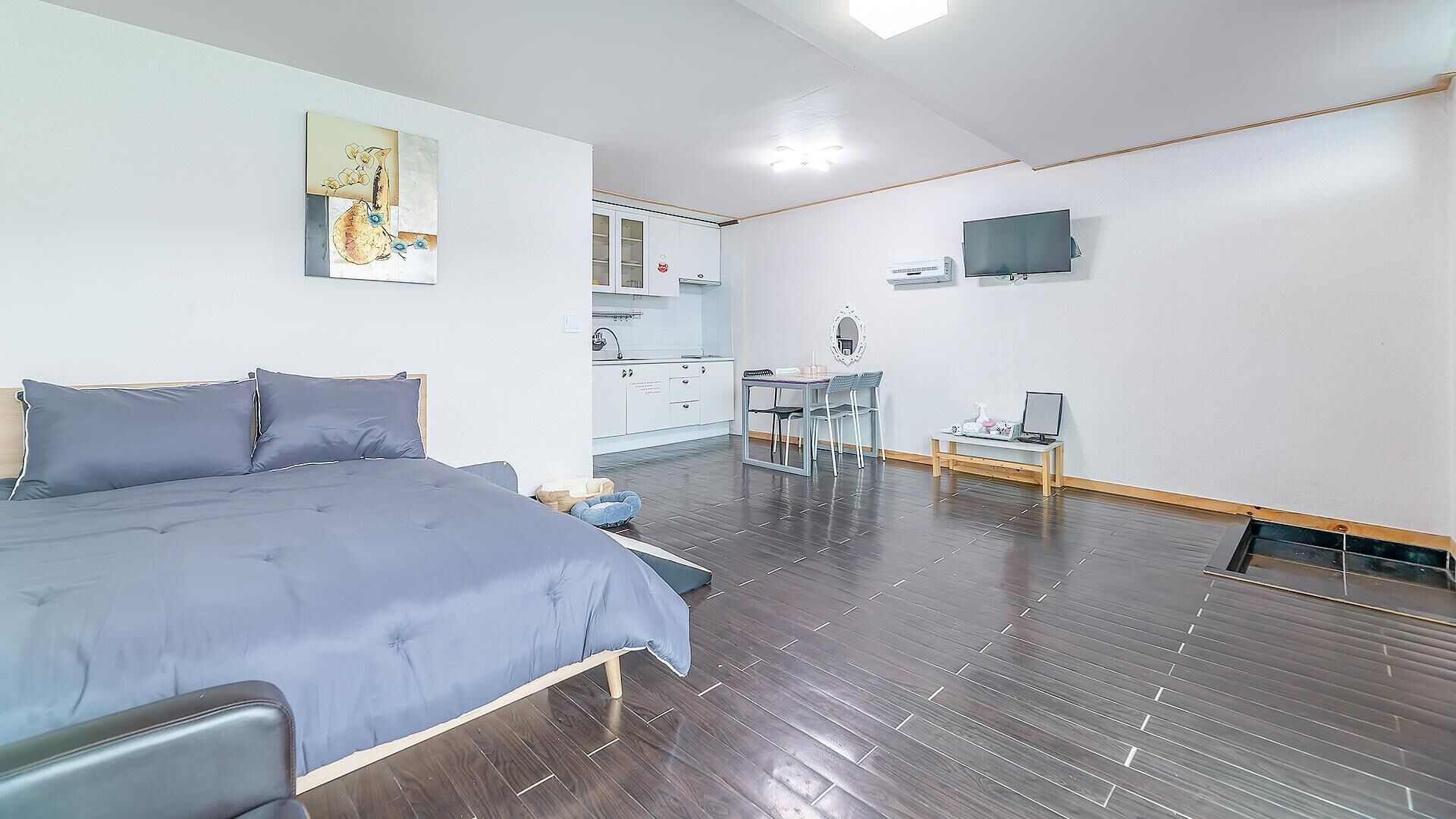 Chuncheon Dogandstay
