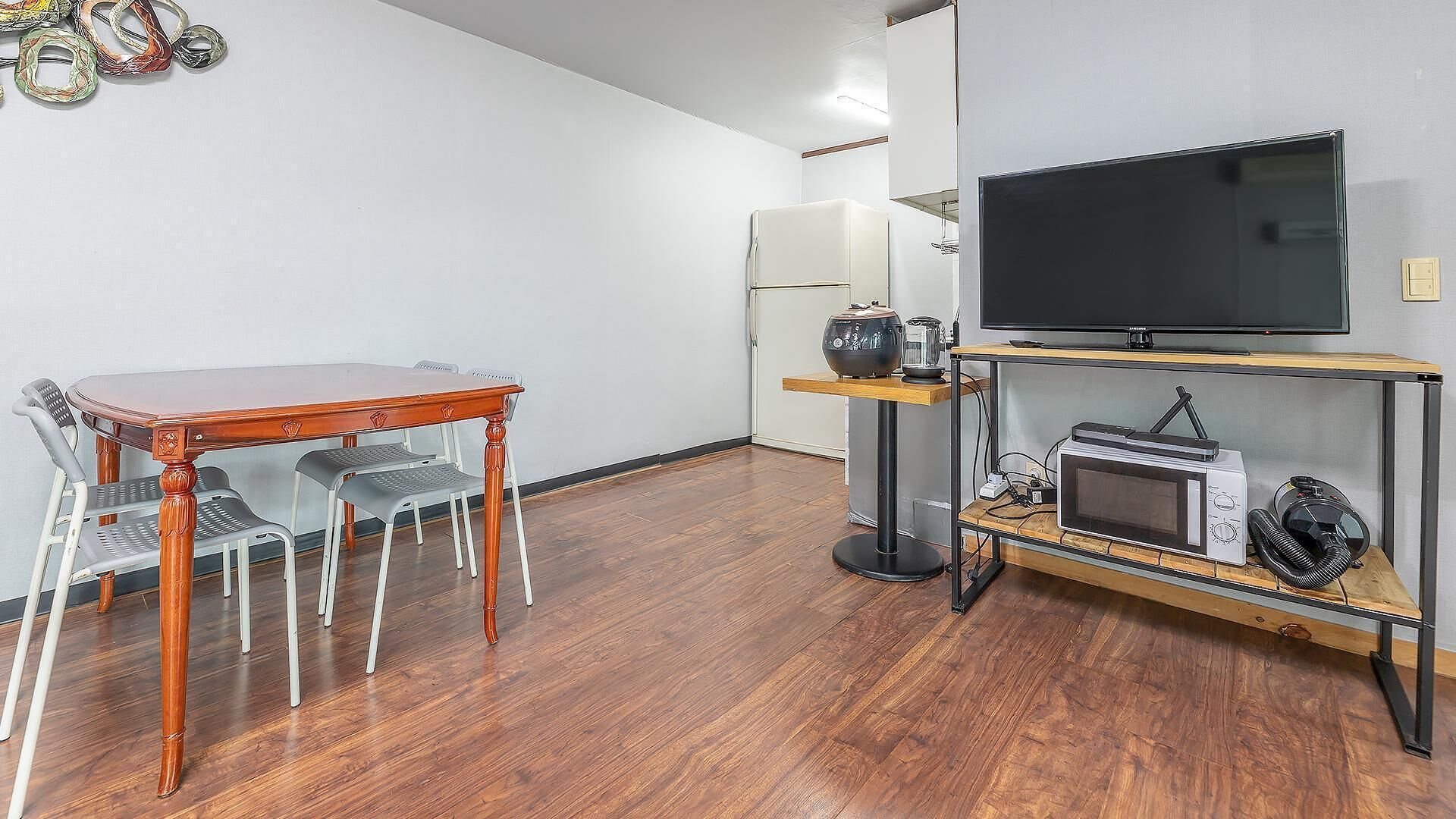 Chuncheon Dogandstay