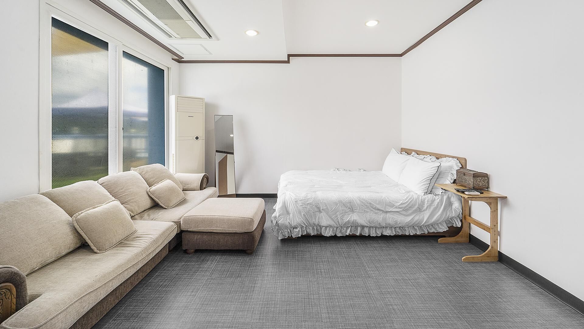 Chuncheon Dogandstay