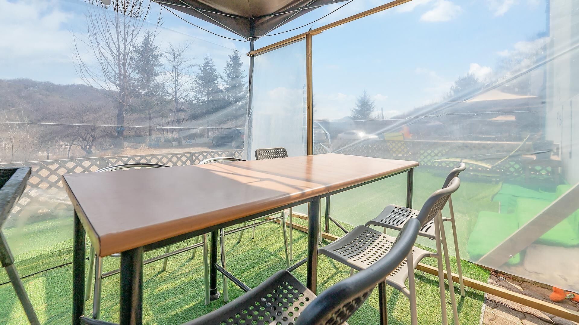 Chuncheon Dogandstay
