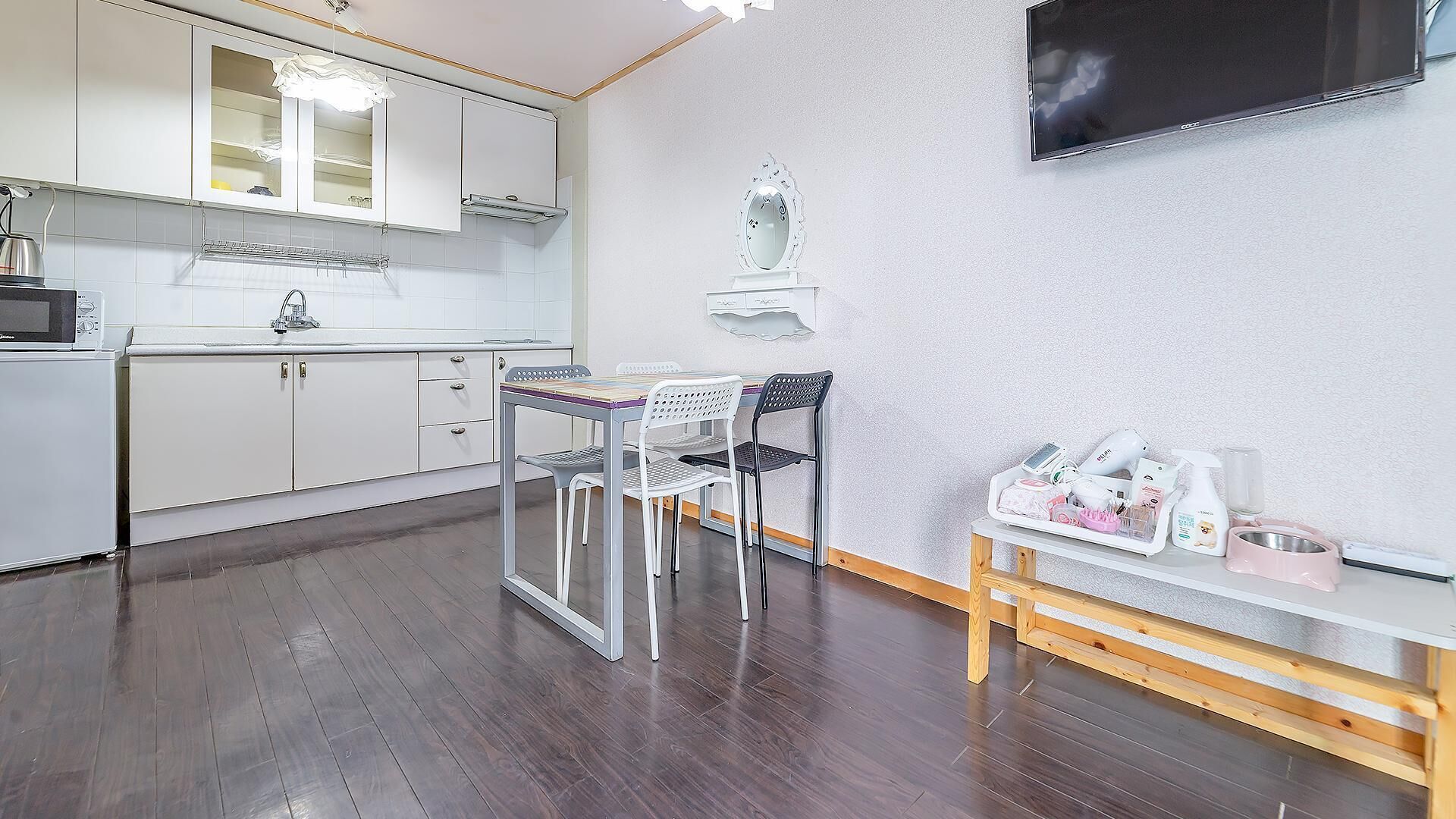 Chuncheon Dogandstay