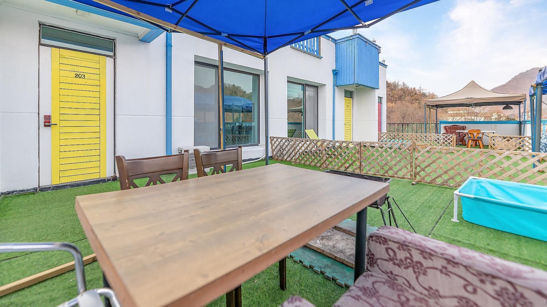 Chuncheon Dogandstay