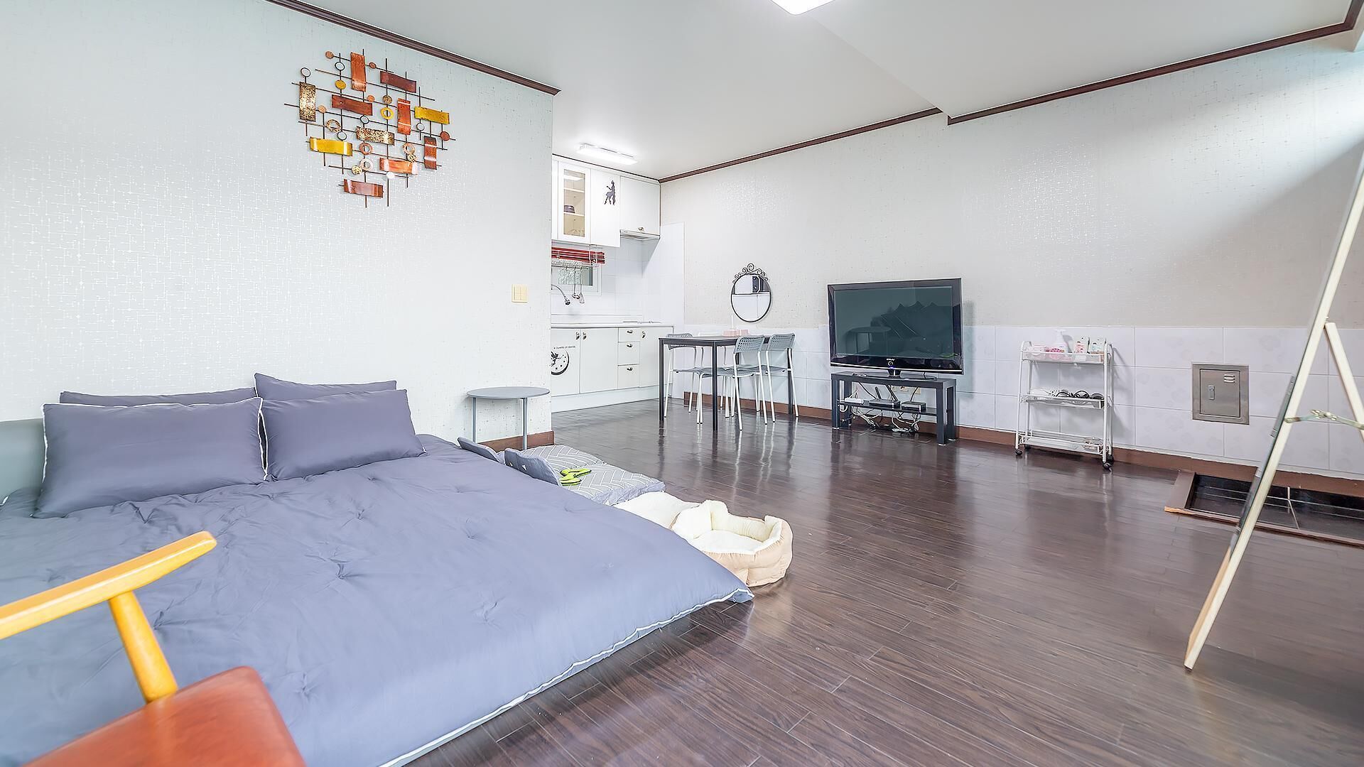 Chuncheon Dogandstay