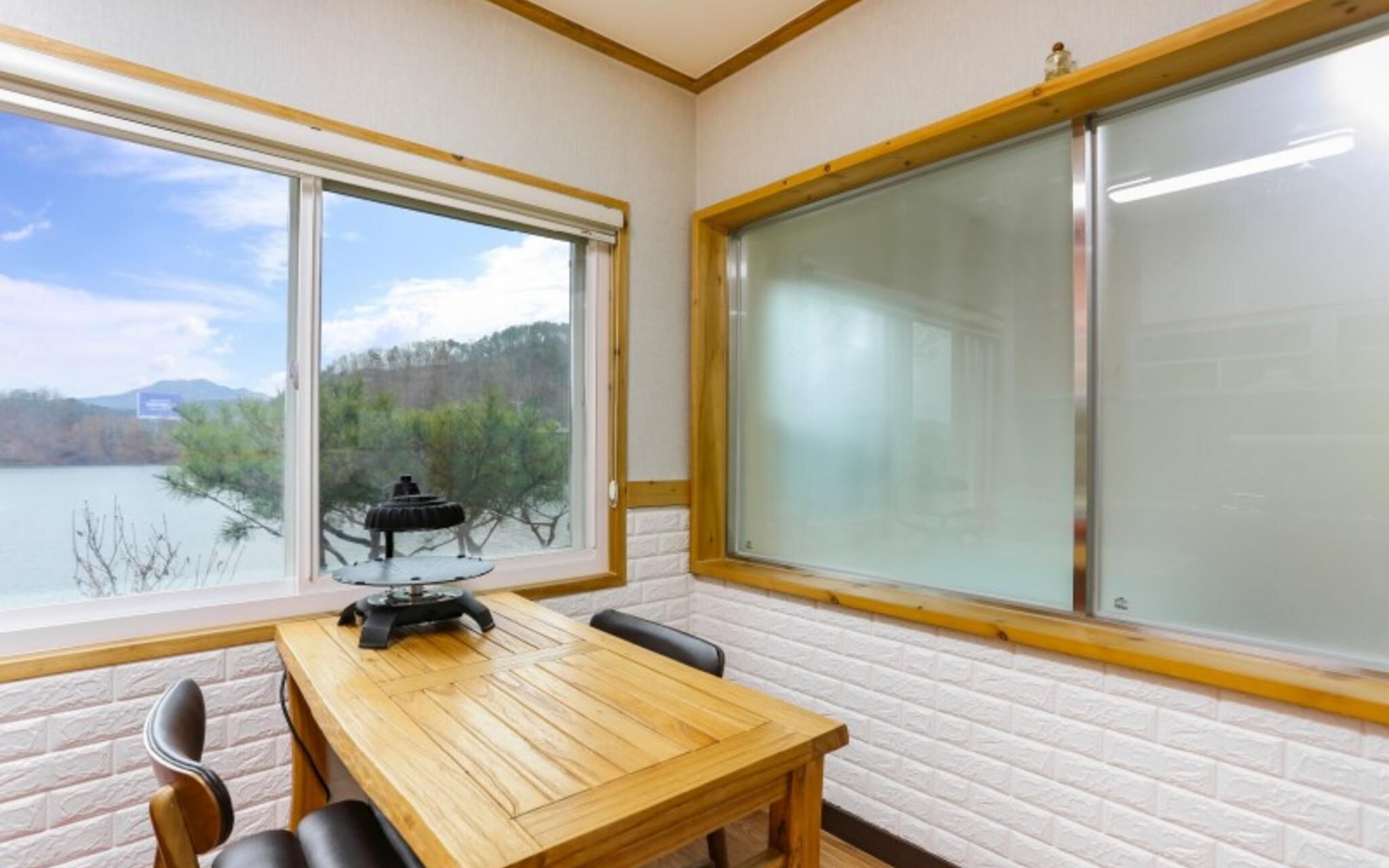 Chuncheon El Dorado Pension