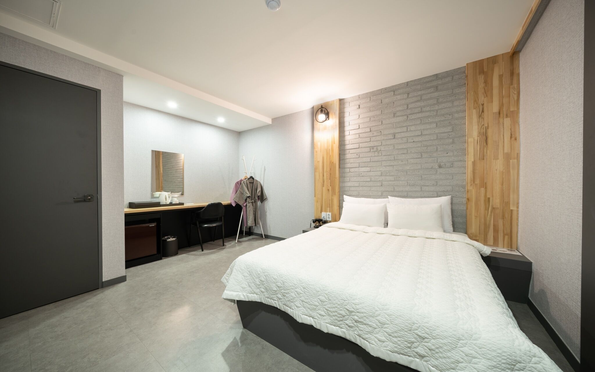Chuncheon Hotel 121