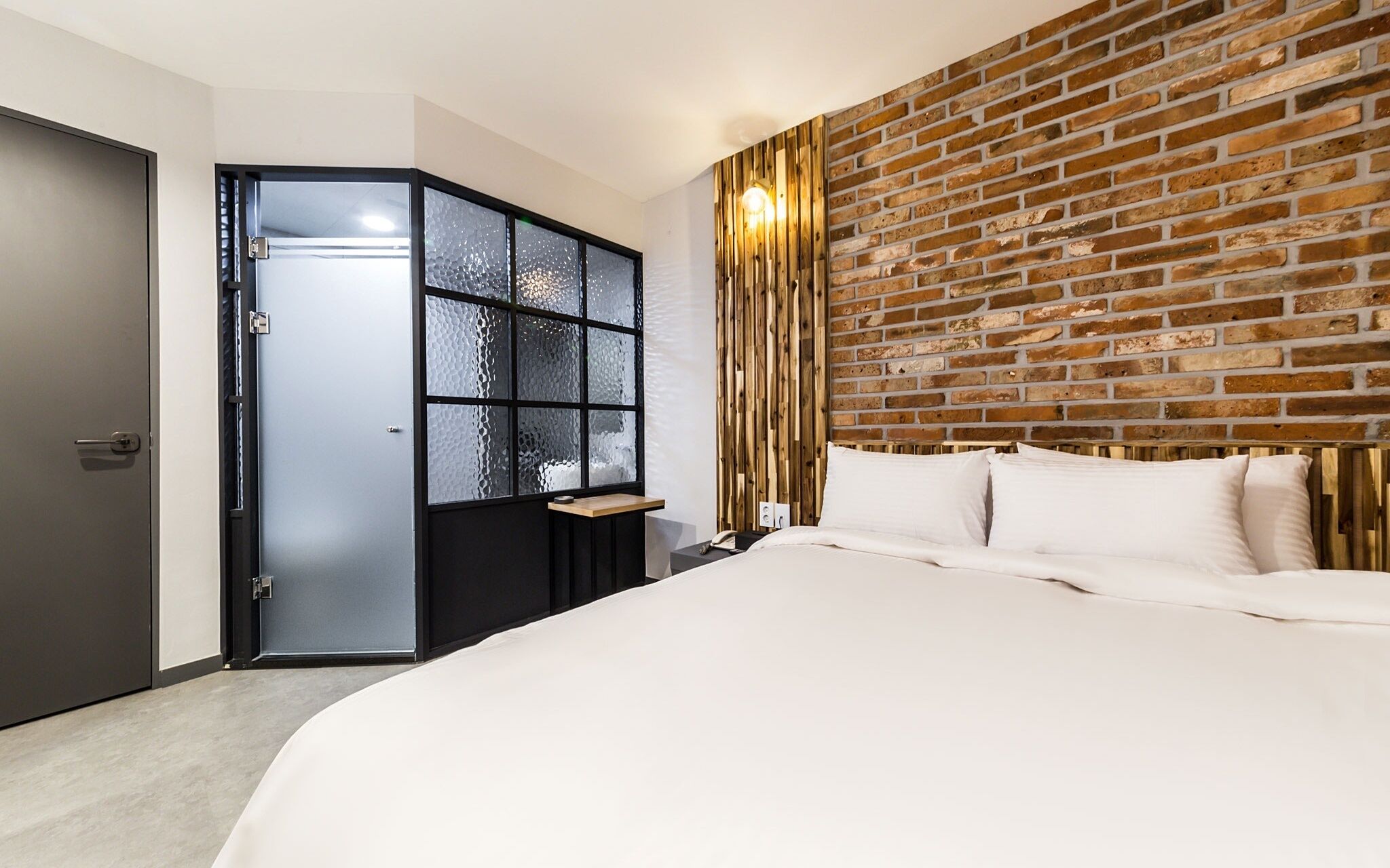 Chuncheon Hotel 121
