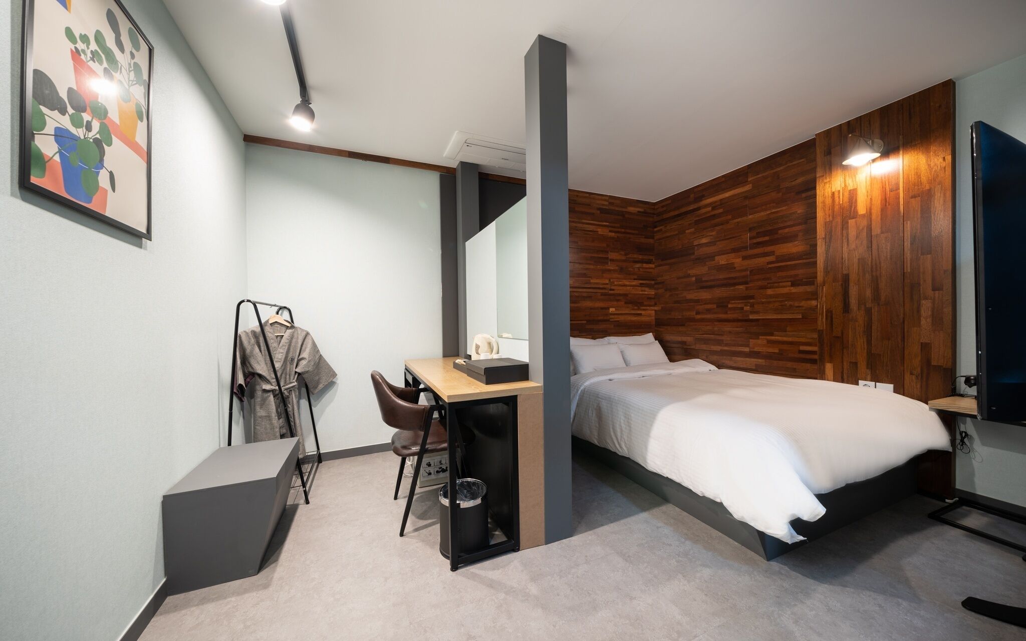 Chuncheon Hotel 121