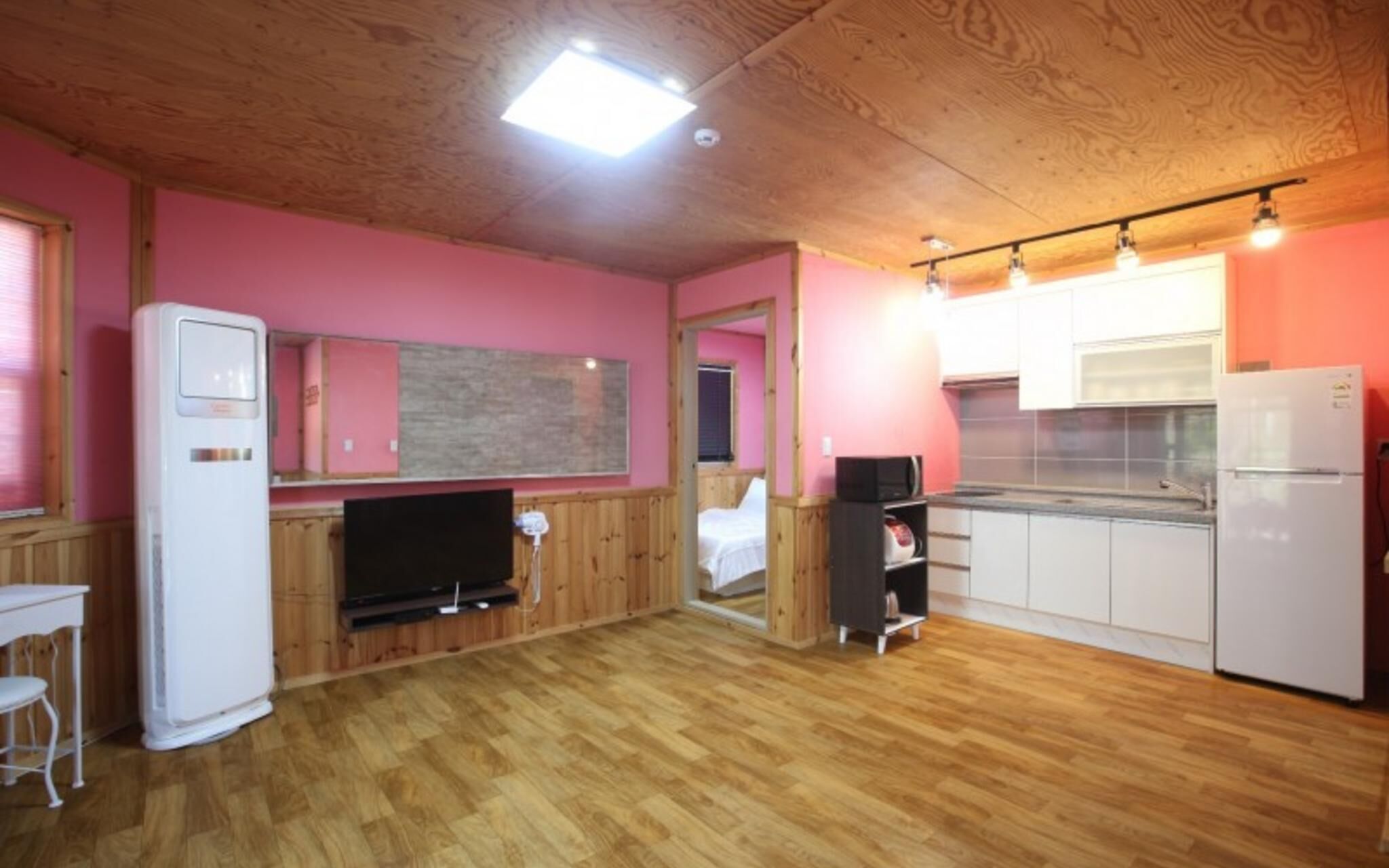 Chuncheon Pet Island Pension